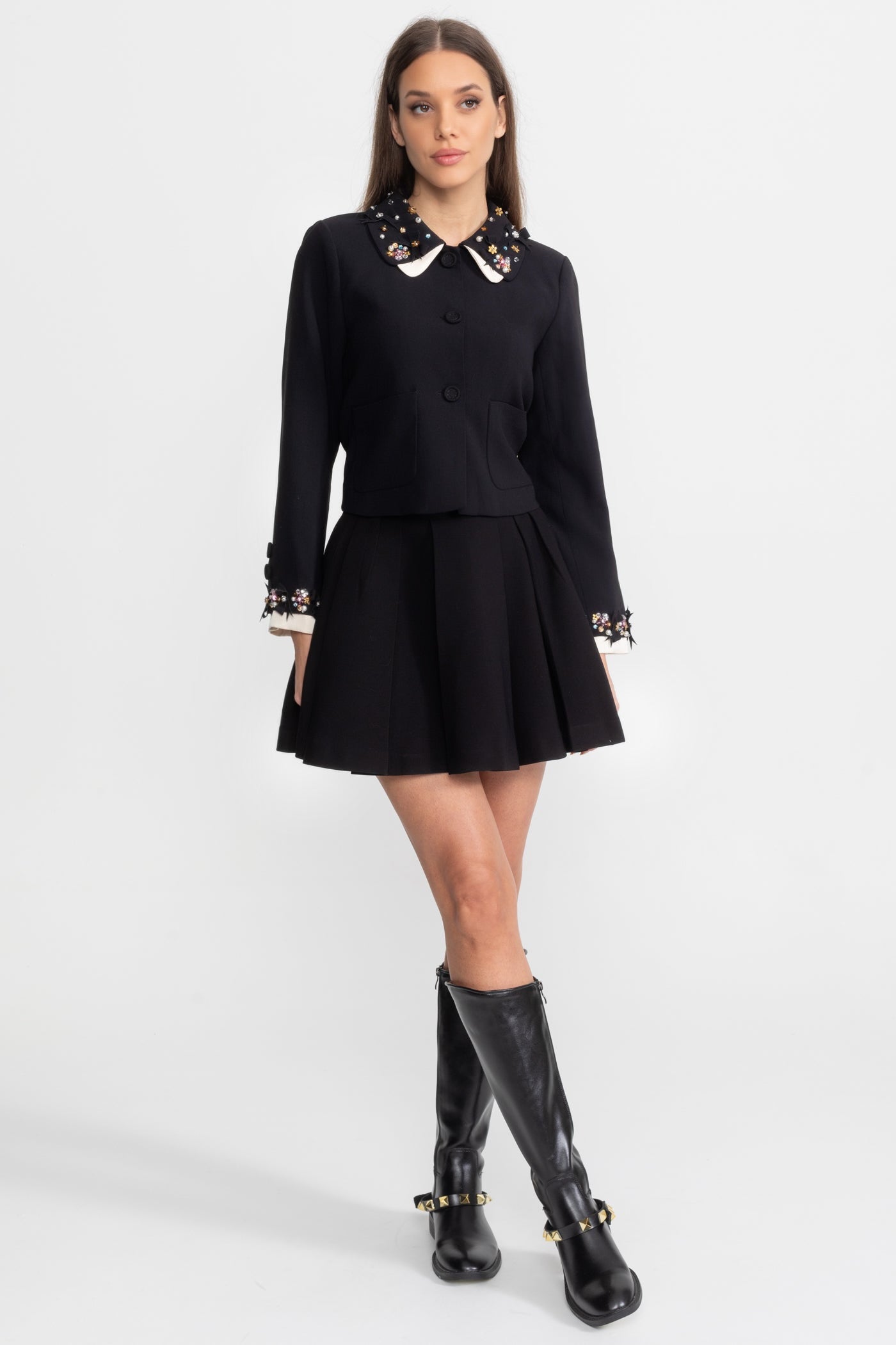 Tailored Cropped Jacket with Embellished Collar and Cuffs – Black