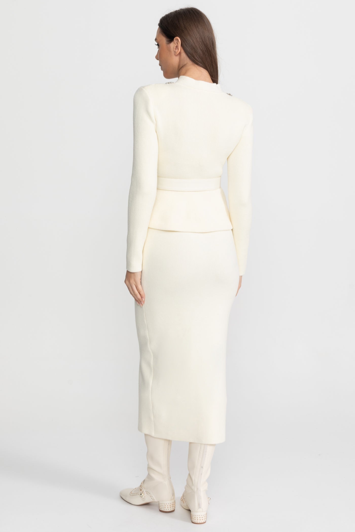 Rochie midi cu talie peplum și guler cu cristale – Ivoire