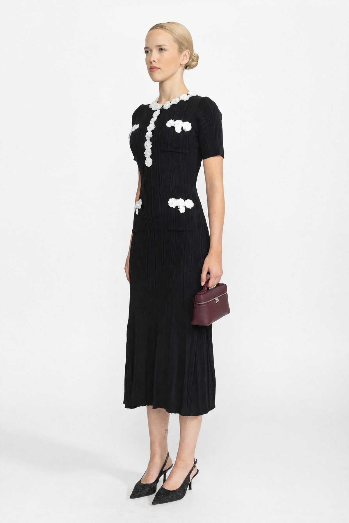 Ribbed Knit Flower Appliqué Midi Dress - Black
