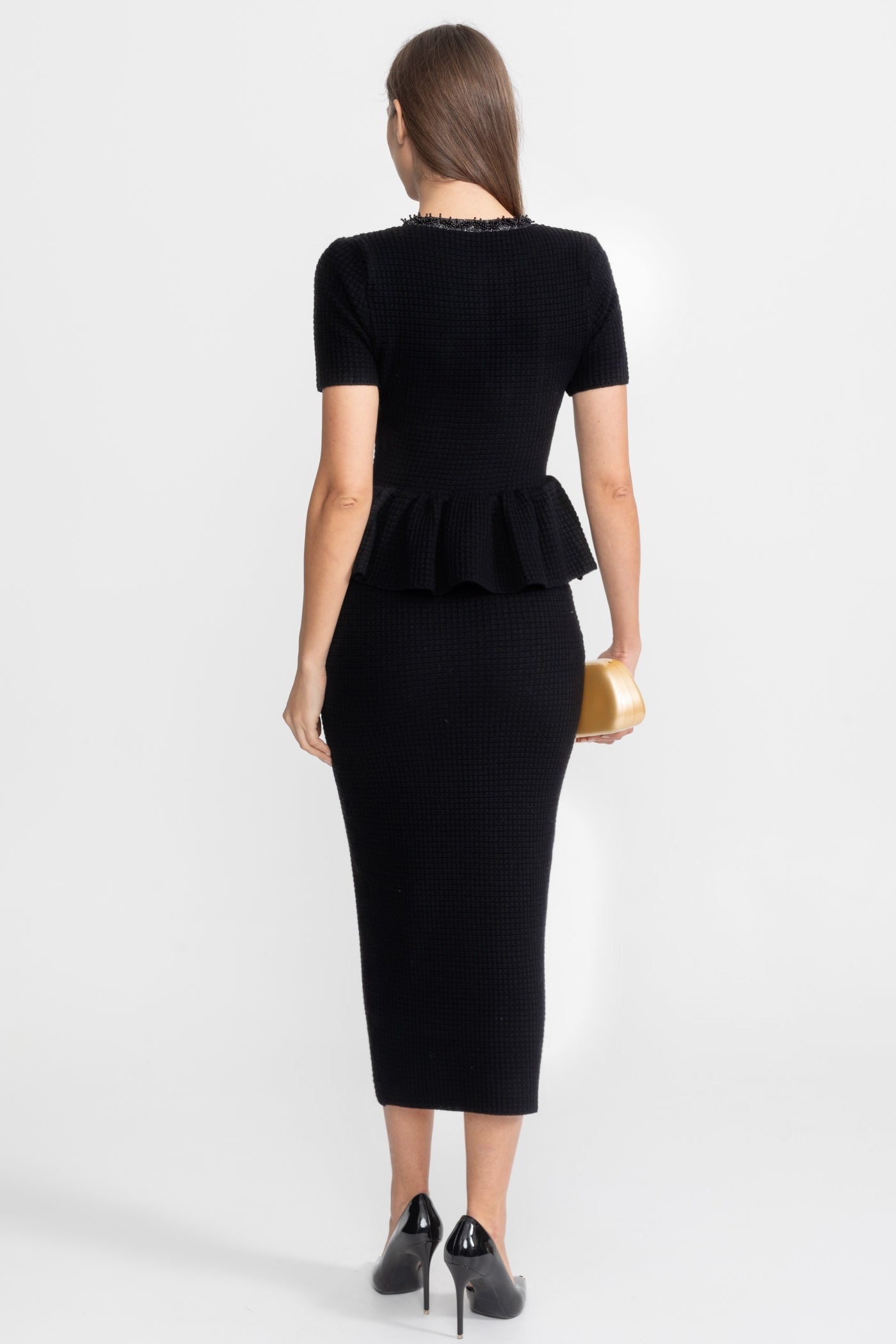 Rochie Midi Tricotată Texturată cu Detaliu Peplum în Talie – Negru
