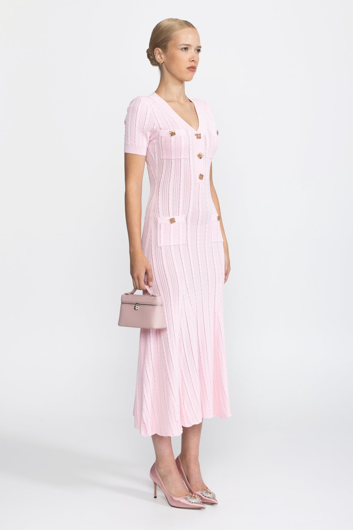 Rochie midi din tricot cu torsade și nasturi-bijuterie - Roz