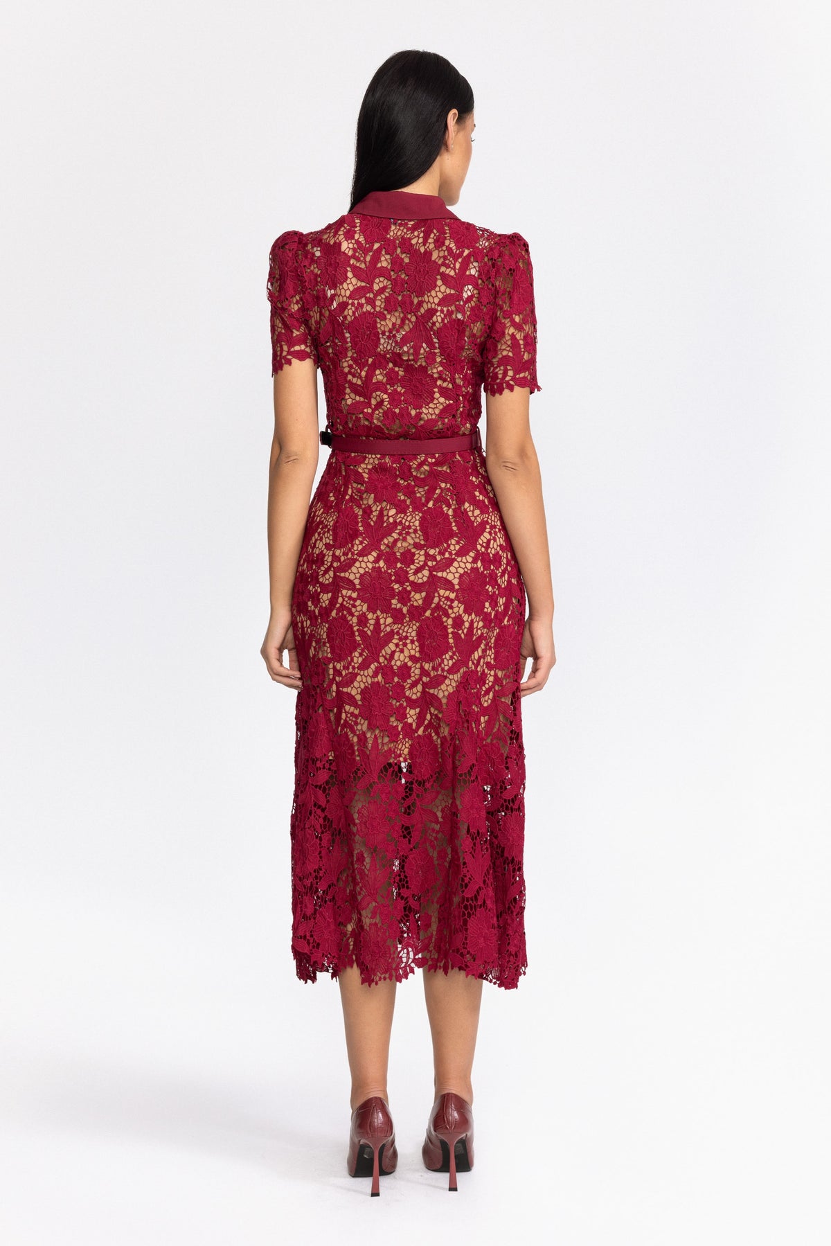 Rochie midi-cămașă din dantelă guipure cu nasturi din cristale - Burgundy