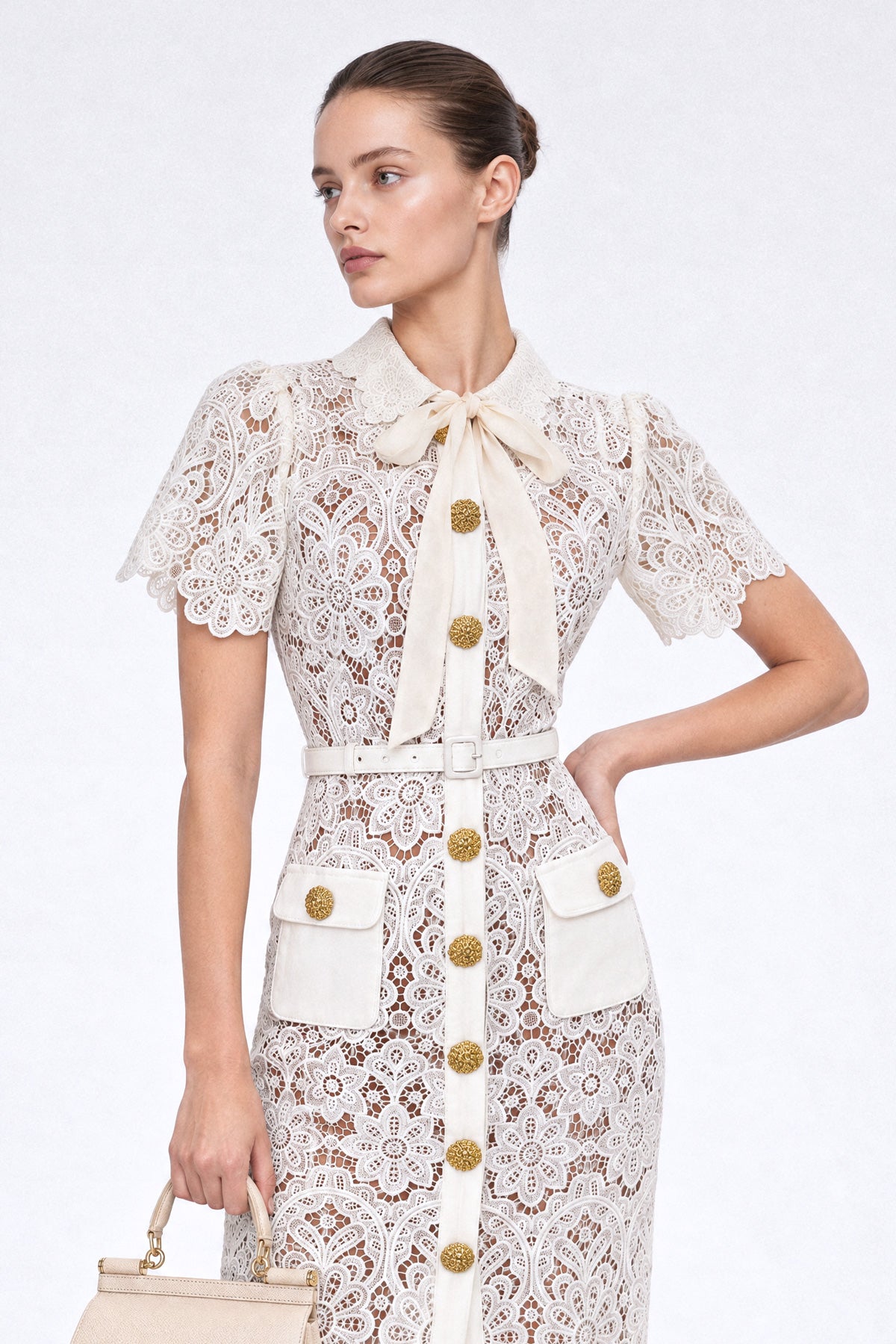 Rochie midi cămașă din dantelă guipure cu nasturi aurii - Ivoire