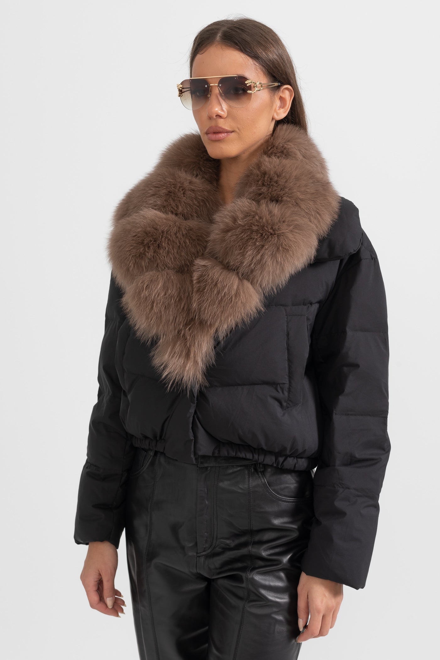 Geacă Puffer cu Glugă Căptușită cu Blană de Vulpe Maro - Negru