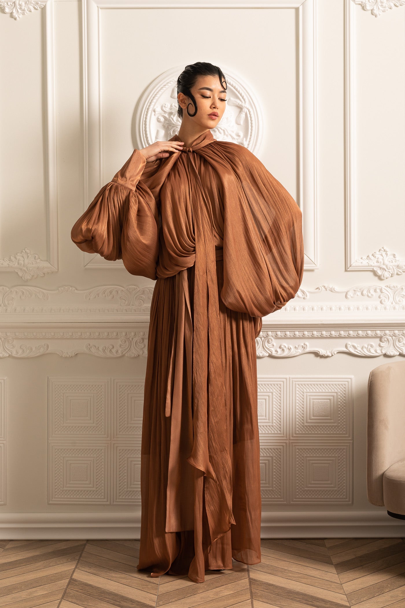 Elegant Gown With Voluminous Sleeves And Flowing Silhouette - Brown