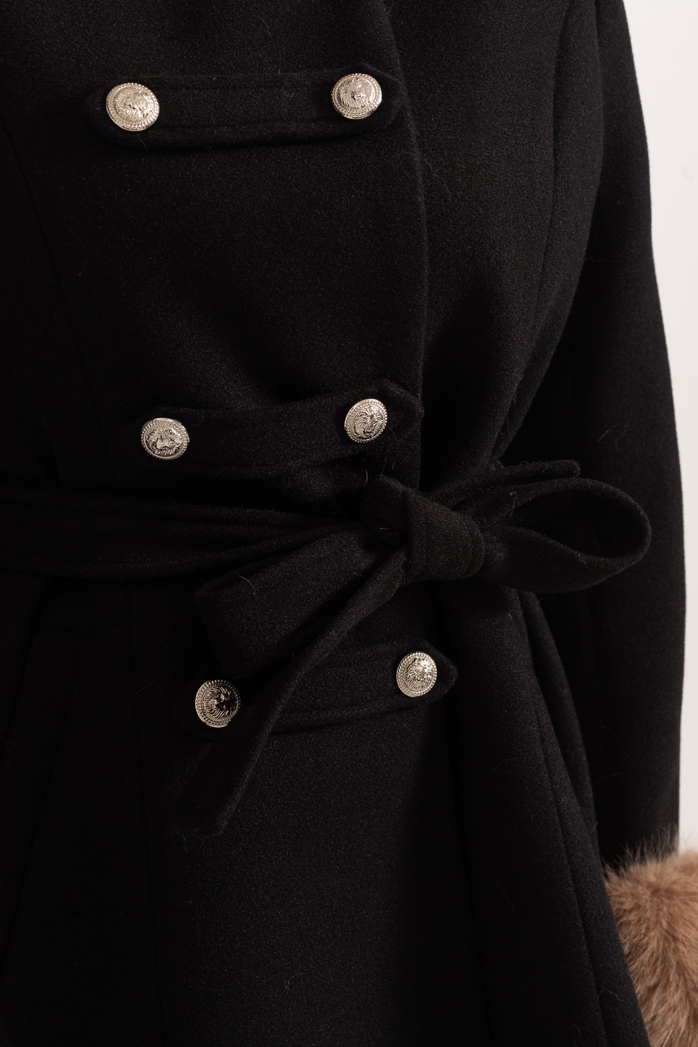 Palton cu dublu rând de nasturi și capă detașabilă - Negru