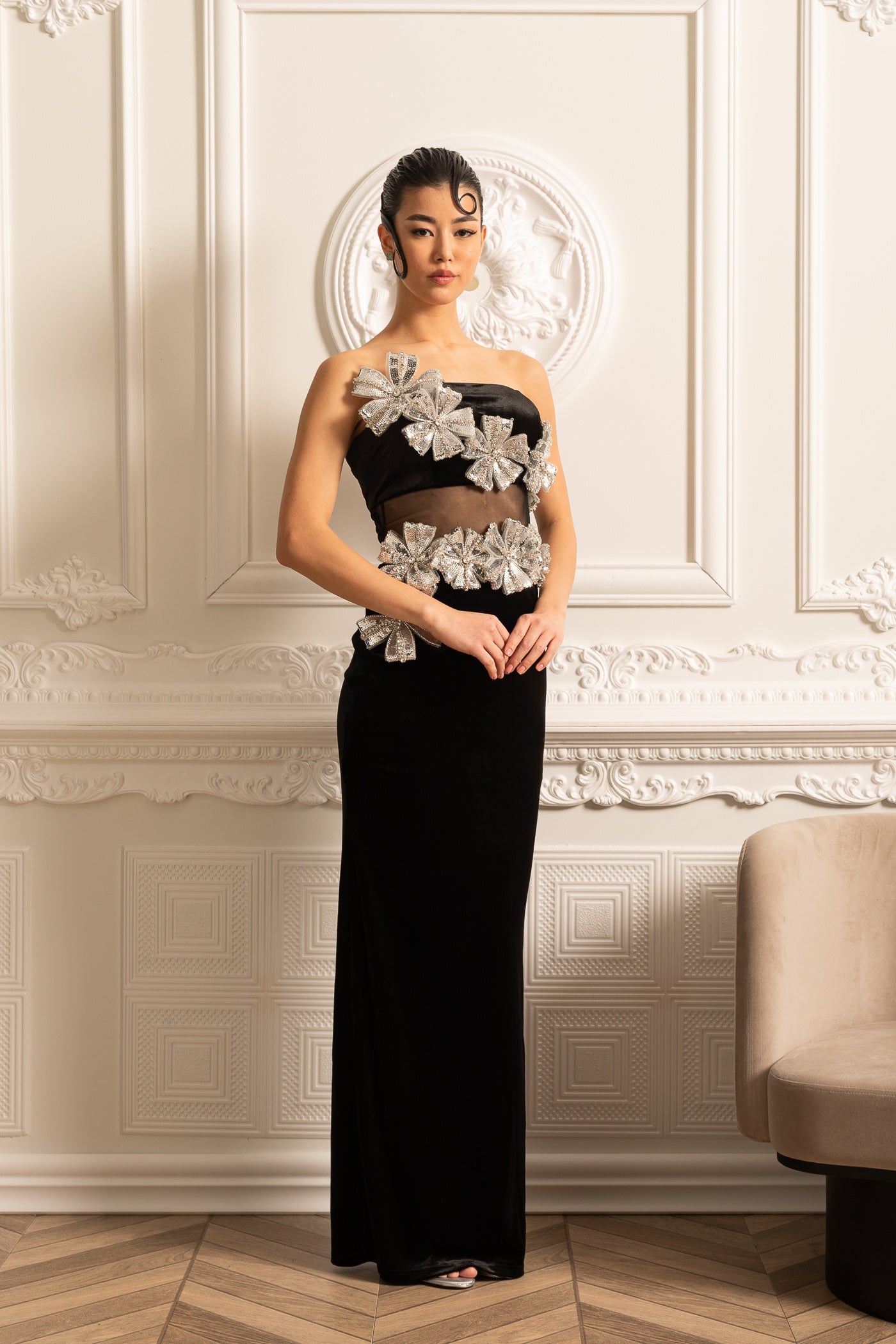 Elegant Dress With Silver Flower Accents And Maxi Skirt - Black