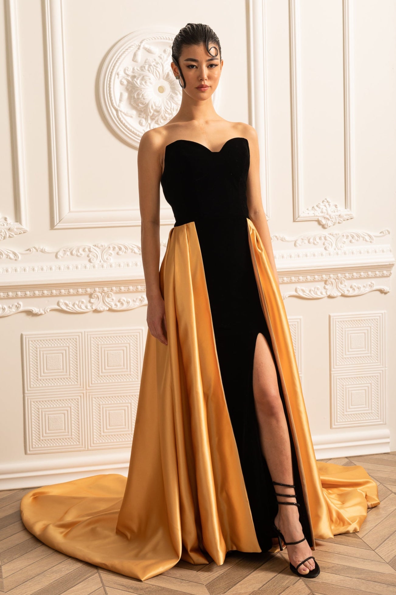 Velvet Gown With Fitted Bodice And Flowing Gold Satin Skirt - Black