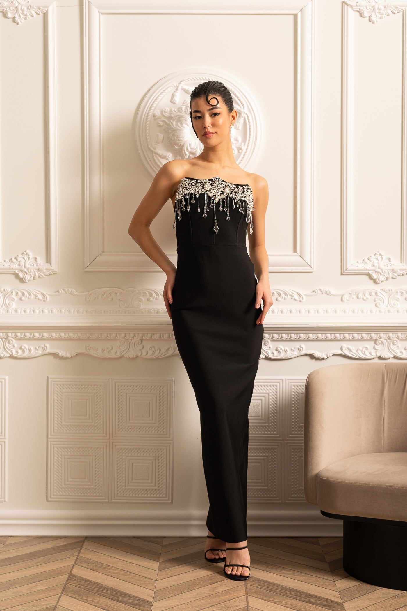 Rochie Corset Elegantă, Conformă, cu Ornamente Sclipitoare Argintii - Negru