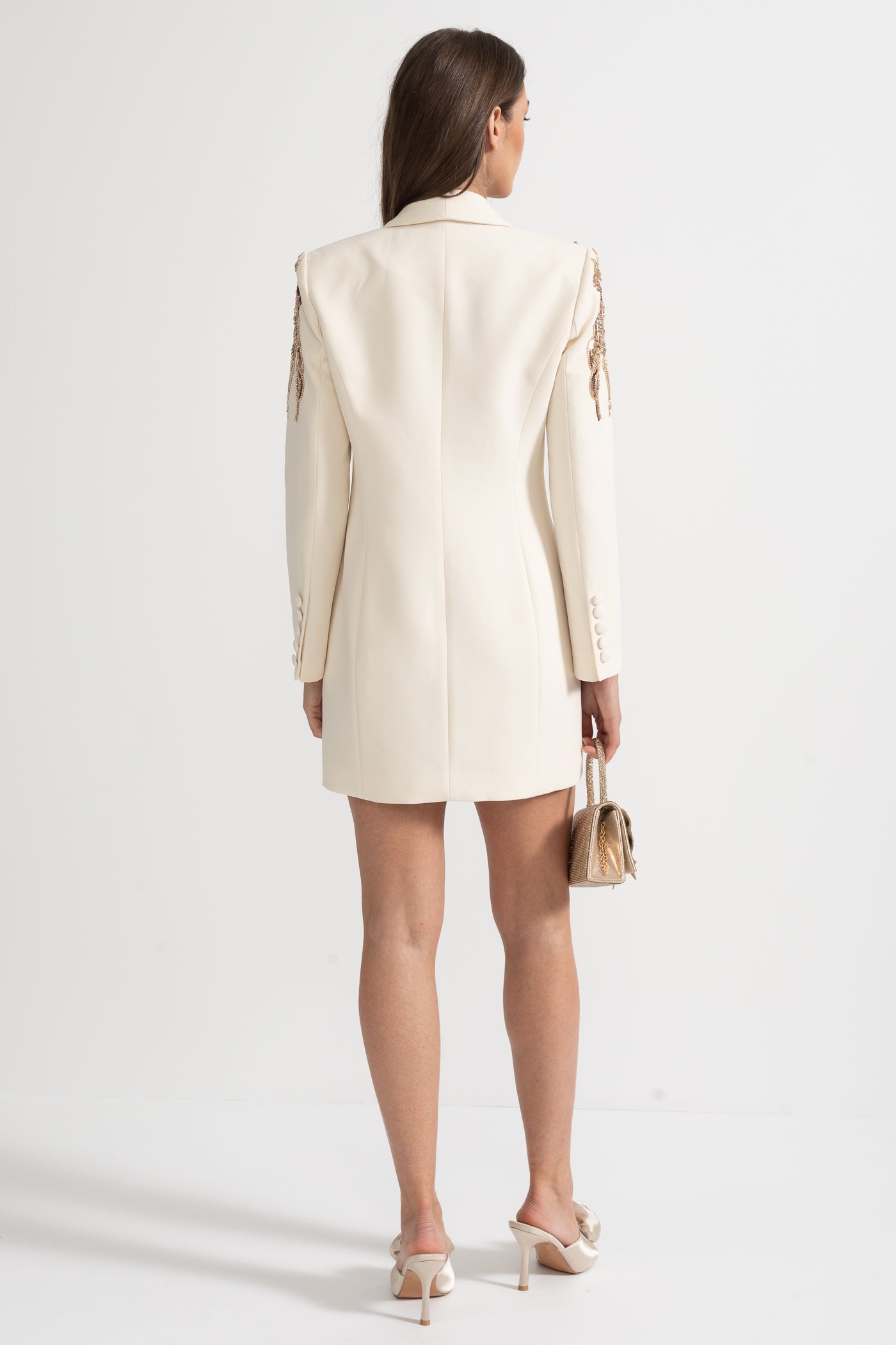 Sacou Drapat cu Broderie Complexă pe Umeri - Ivoire