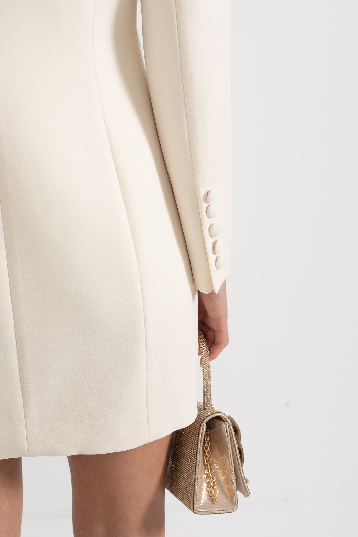 Sacou Drapat cu Broderie Complexă pe Umeri - Ivoire