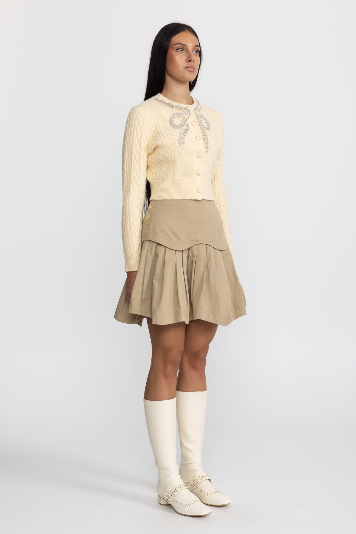 Cardigan din tricot cablu cu fundă decorativă din perle - galben