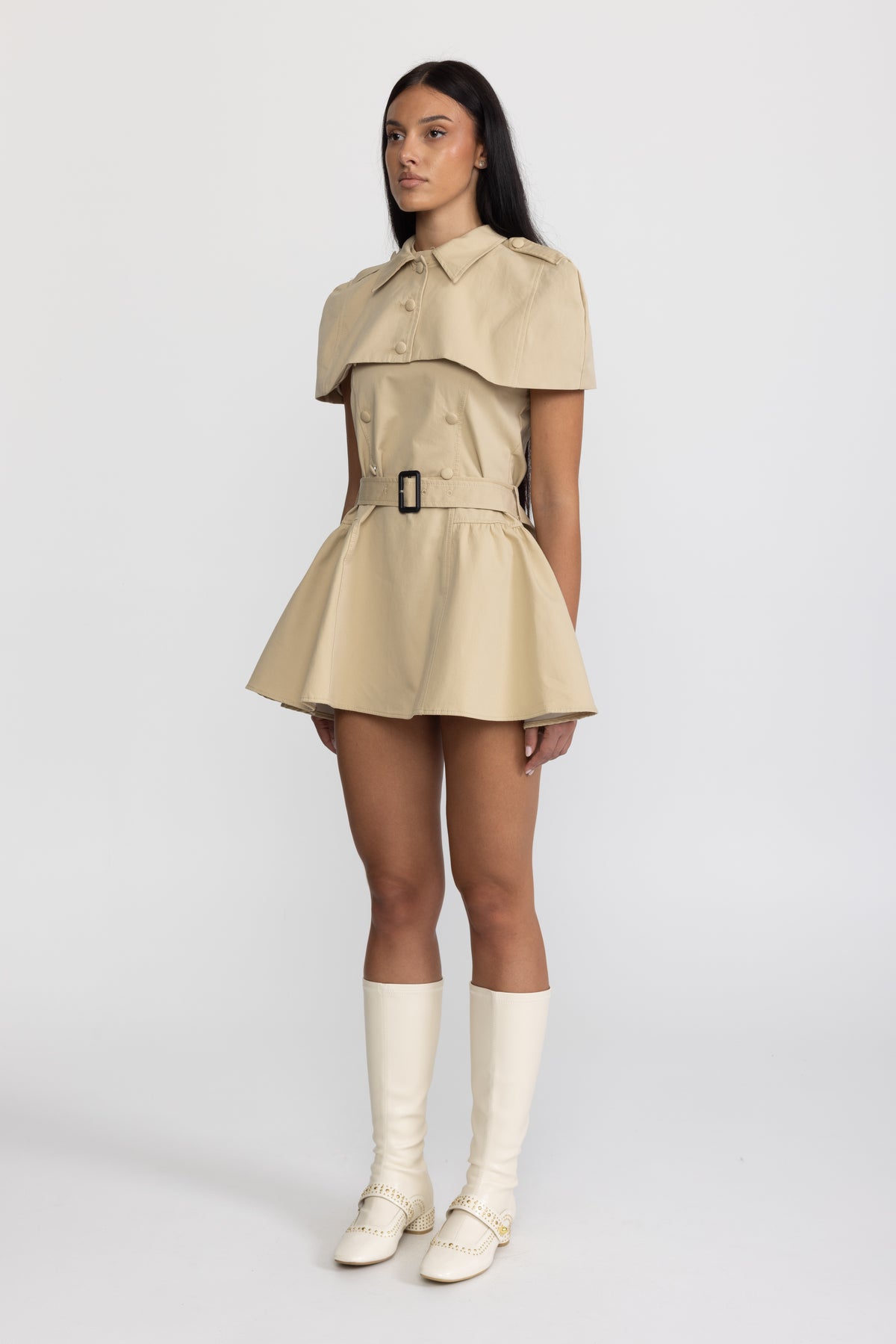 Rochie mini tip trench cu decolteu halter și capă detașabilă - kaki