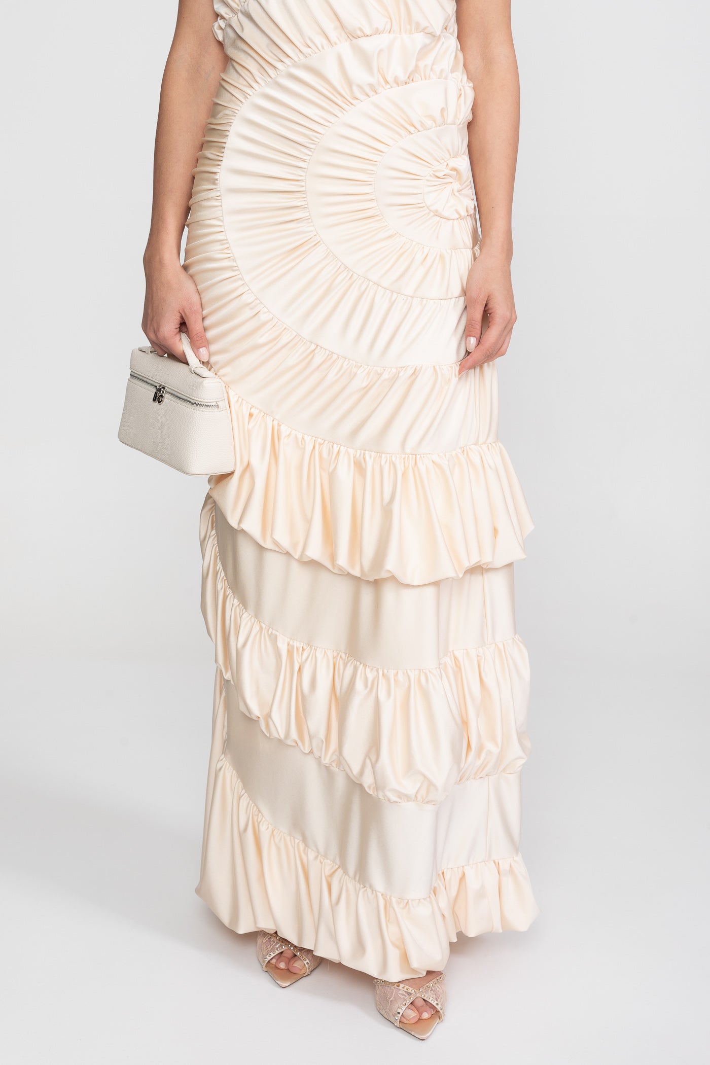 Halter Maxi Dress With Fan-Pleated Bodice And Tiered Ruffle Skirt - Ivoire