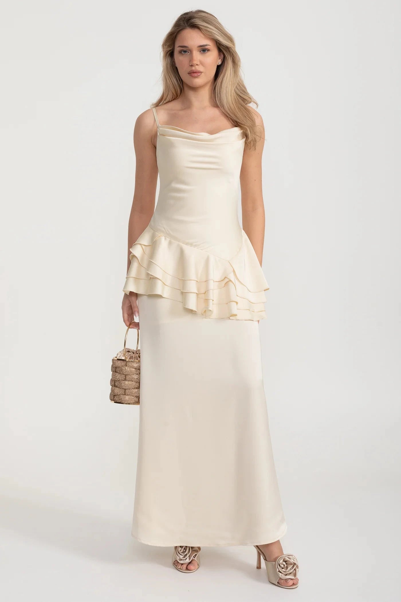 Sleeveless Satin Gown With Layered Peplum Waistline - Ivoire