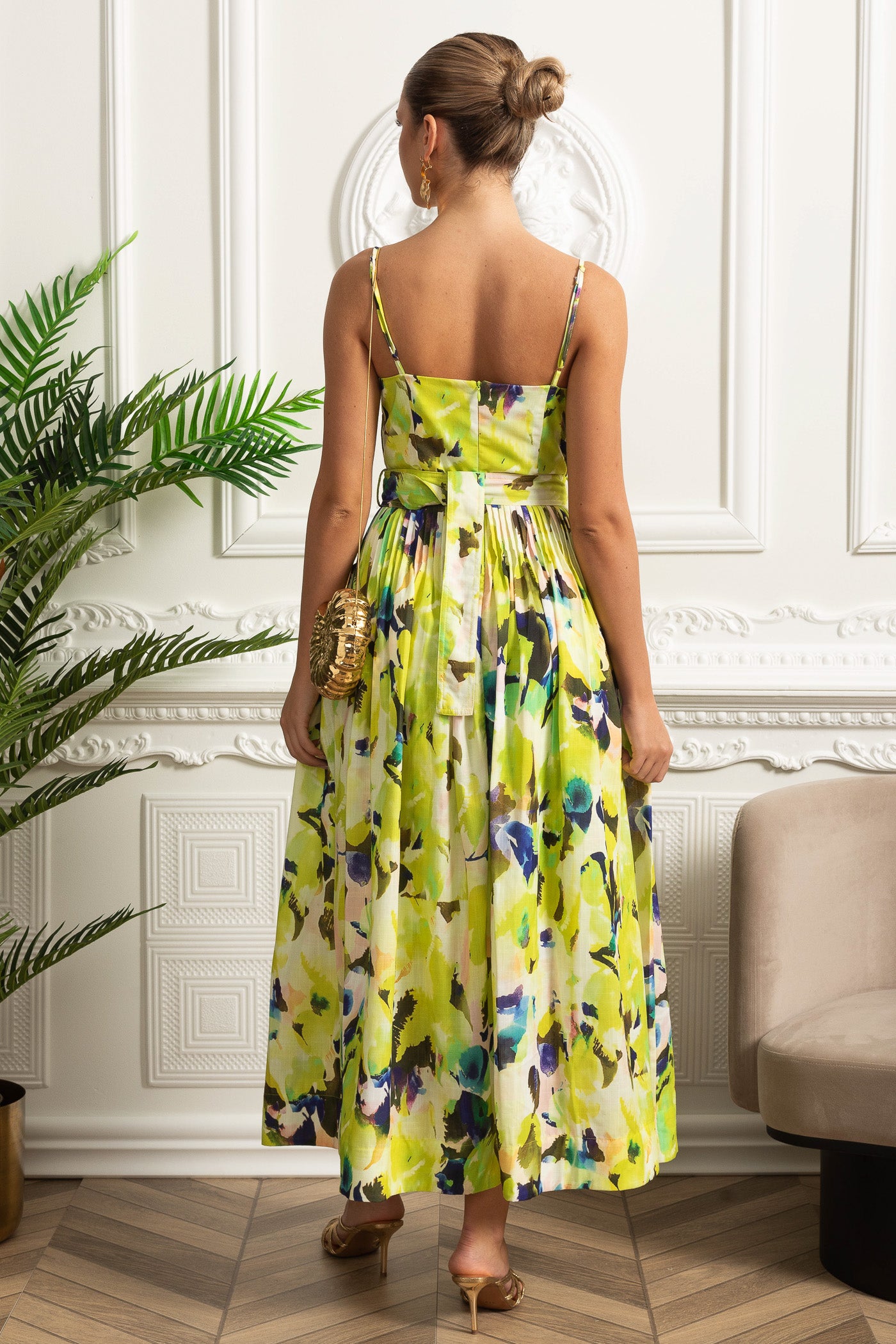 Rochie Midi Plisată cu Bust și Centură, cu Bretele Subțiri - Galben