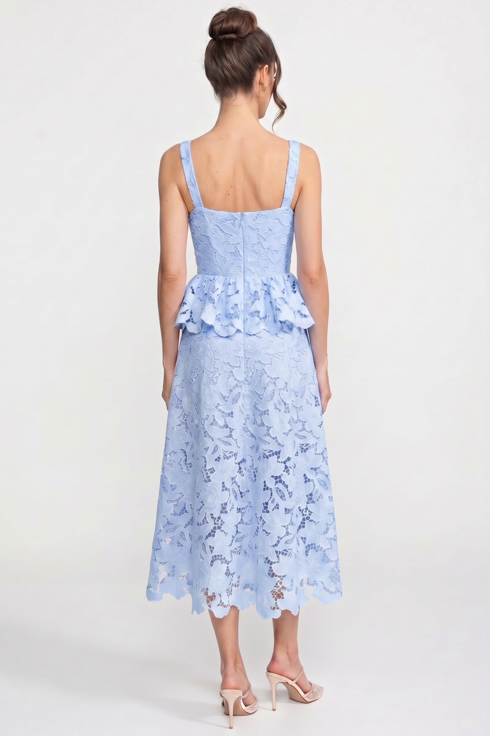 Rochie fără mâneci din dantelă, cu peplum, fustă midi și nasturi aurii - Albastru