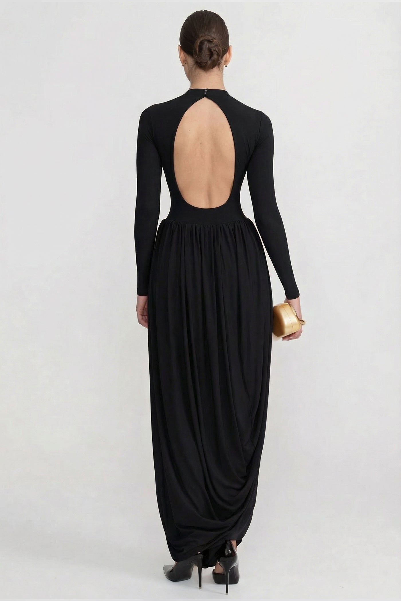 Rochie Maxi cu Mâneci Lungi și Fustă Drapată - Negru