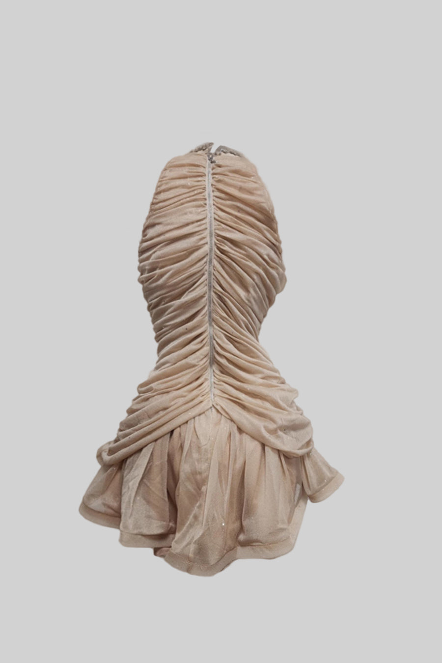 Rochie fără mâneci cu guler halter și accente de perle - Nude