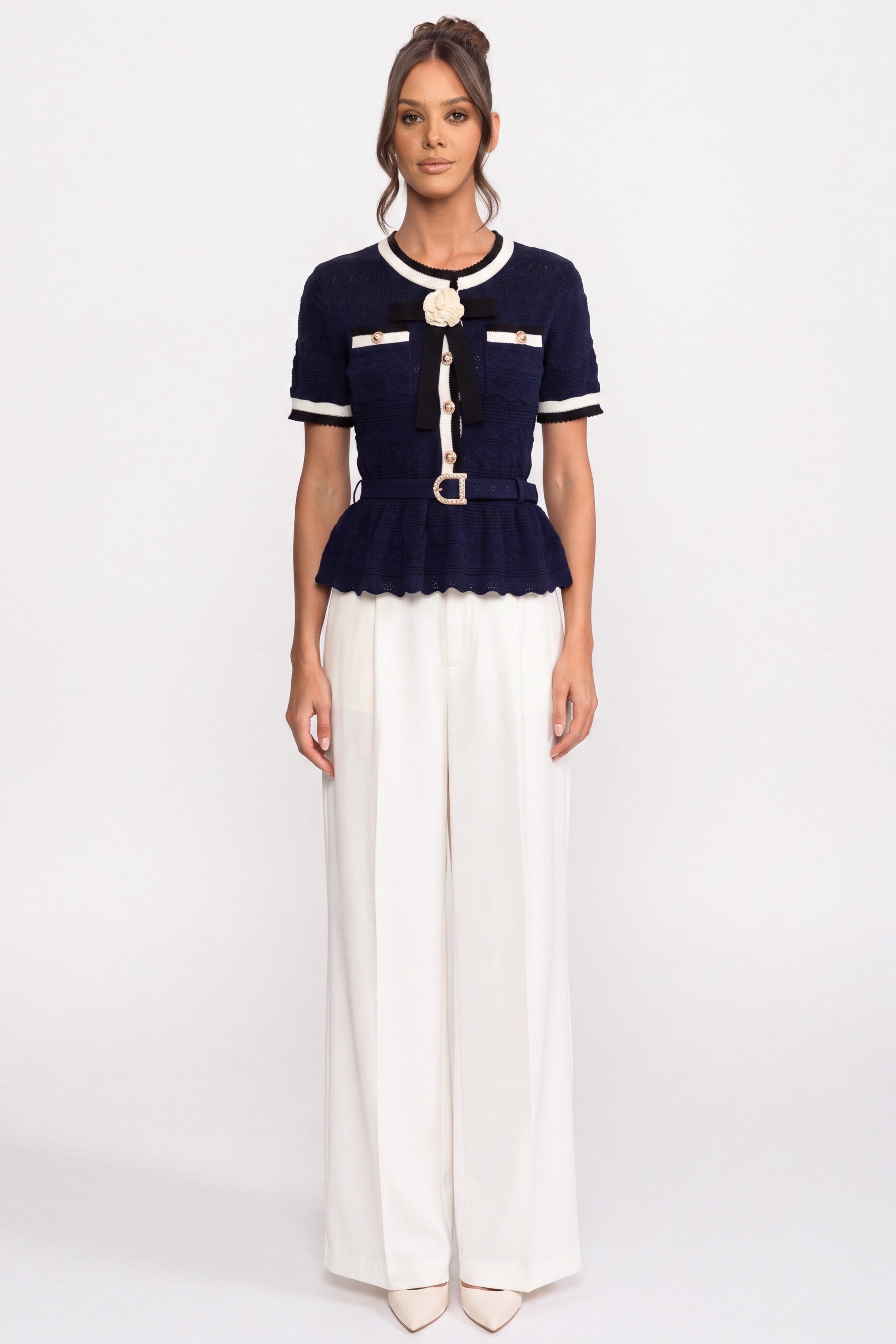 Top tricotat peplum cu guler sailor contrastant și nasturi cu perle - Navy
