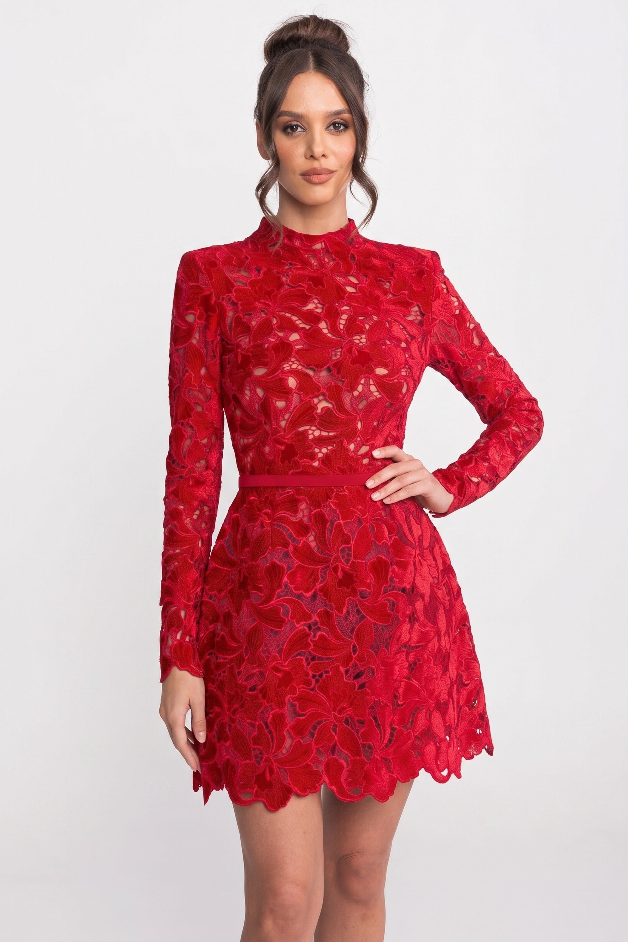 Rochie mini din dantelă cu mânecă lungă, cu guler înalt și tiv festonat - Roșu