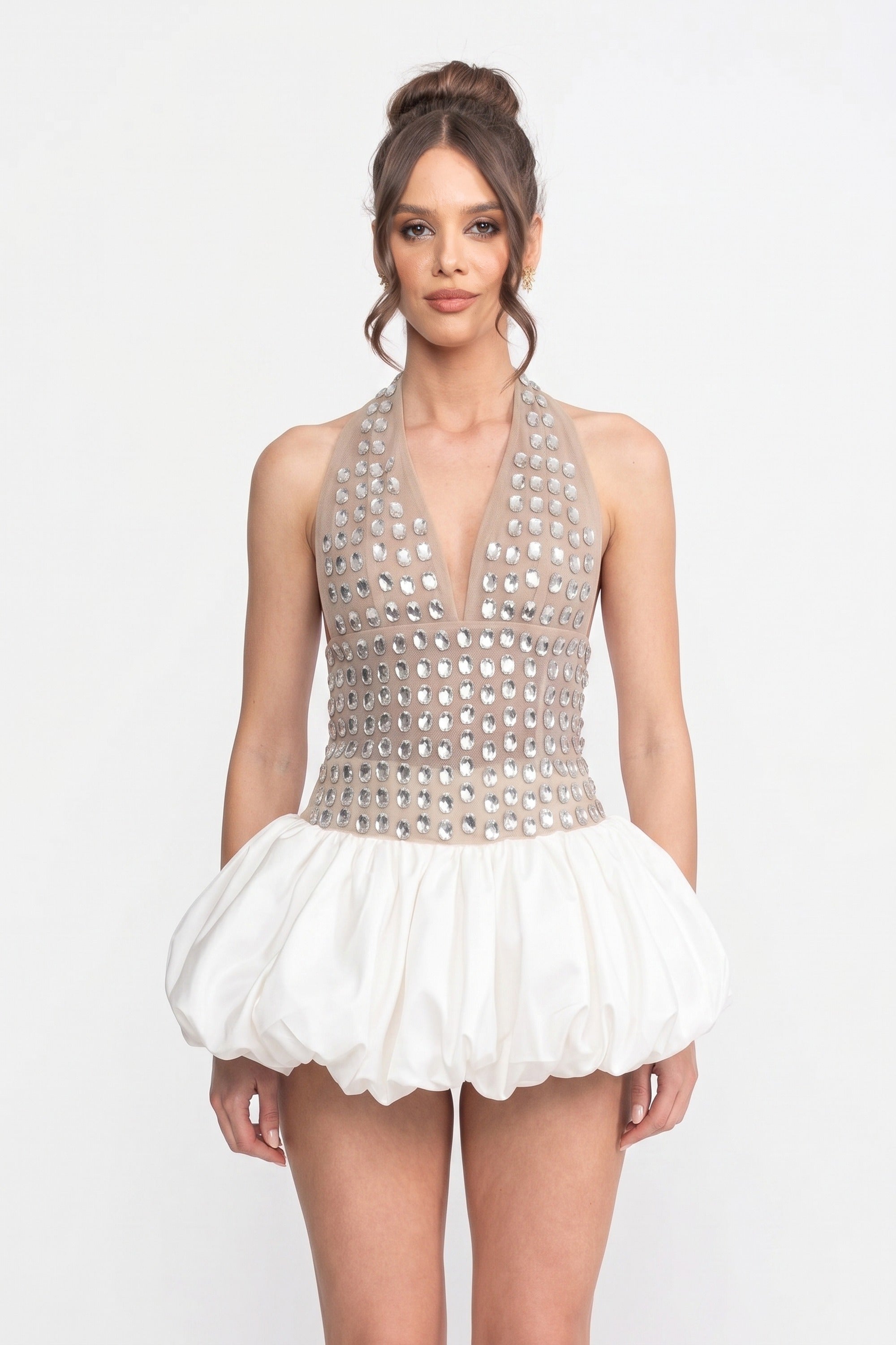 Rochie mini halter cu aplicații de cristale și fustă tip bubble - Albă