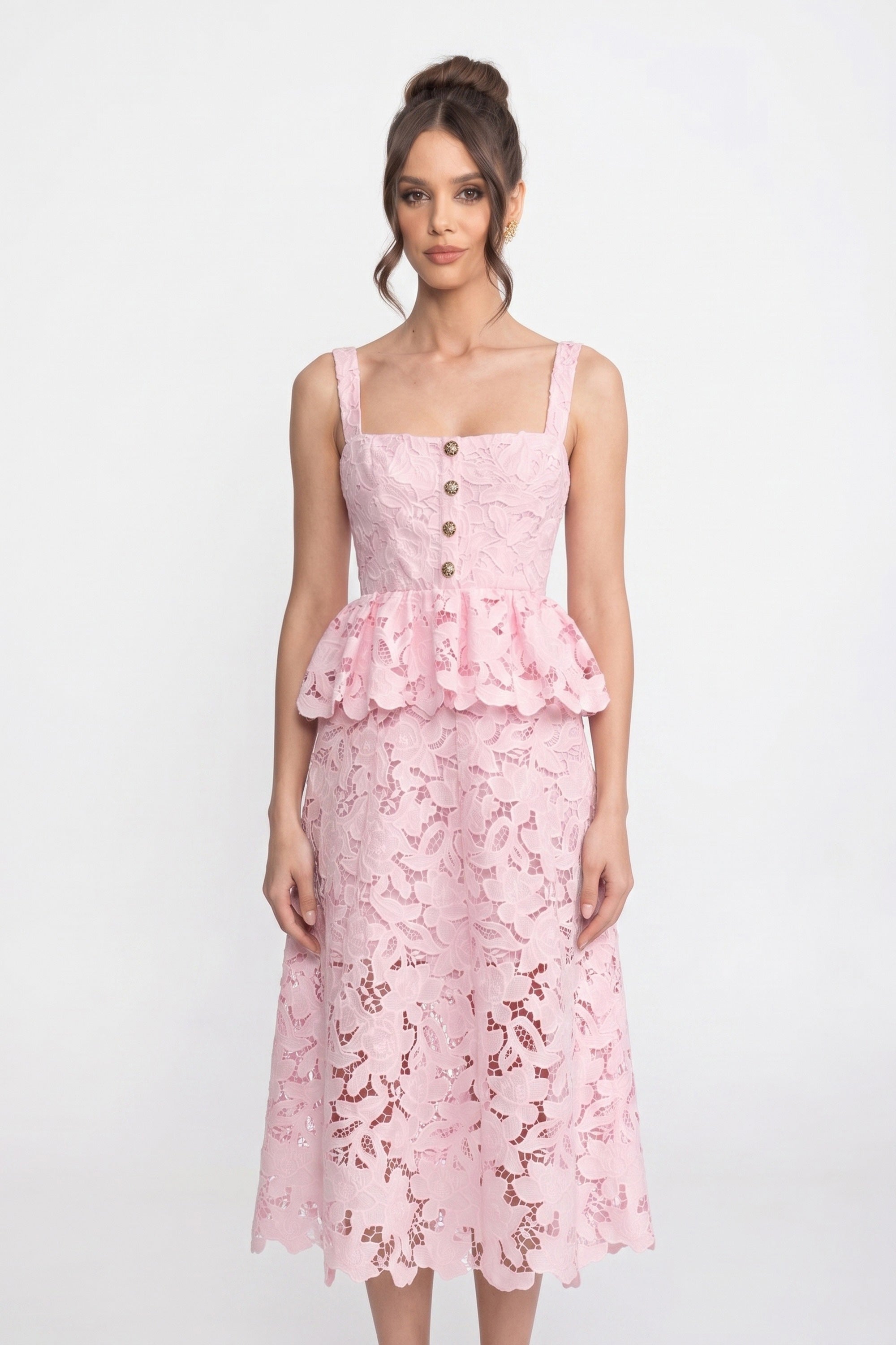 Rochie fără mâneci din dantelă cu peplum, fustă midi și nasturi aurii - Roz