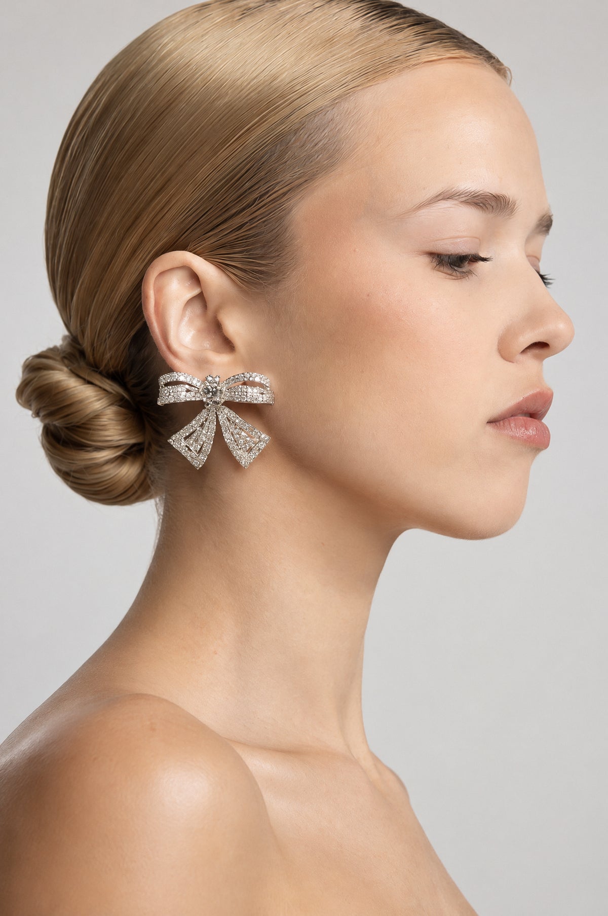 Cercei statement Crystal Bow - argintii