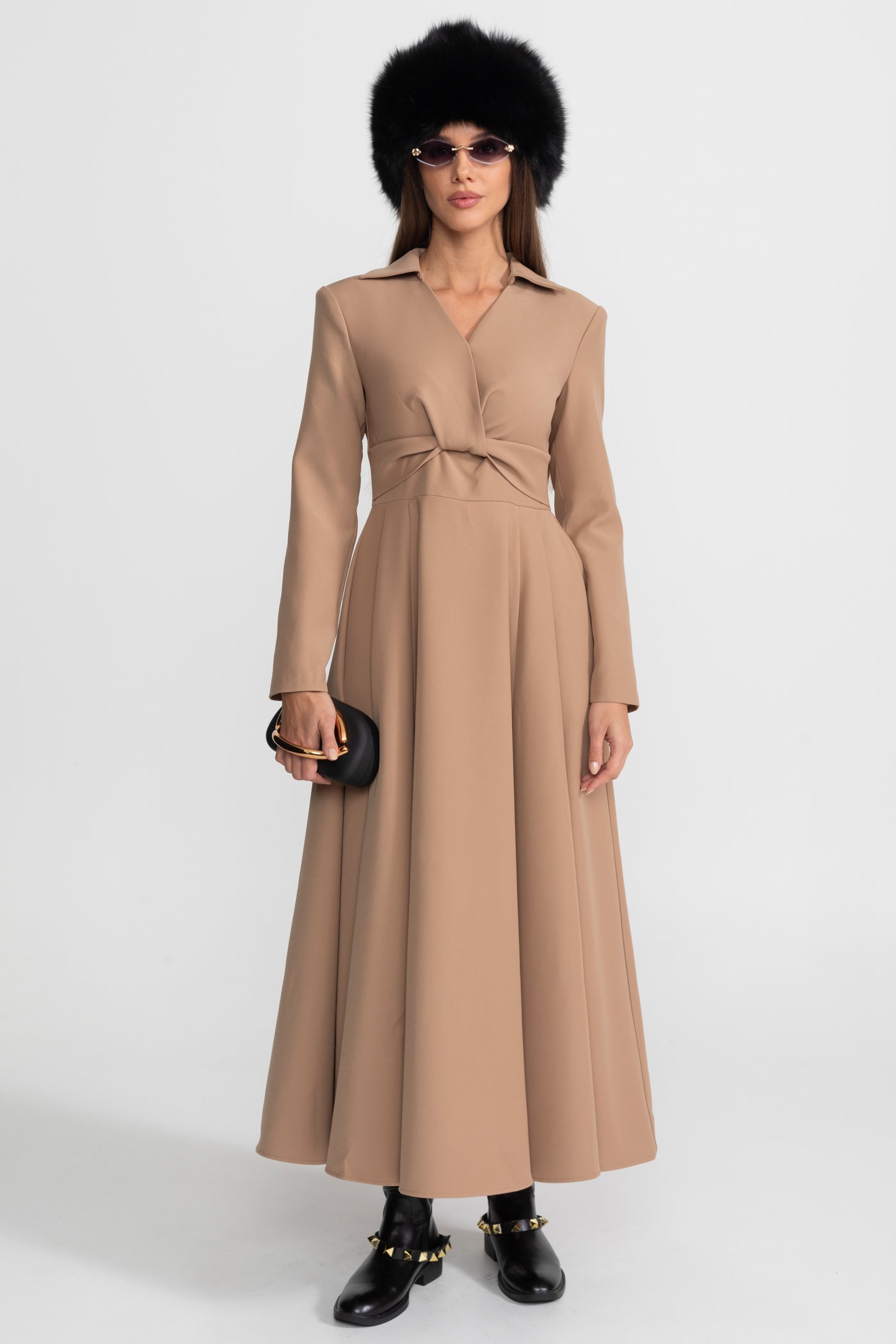 Long Sleeve Dress With Knotted Waist Detail – Camel