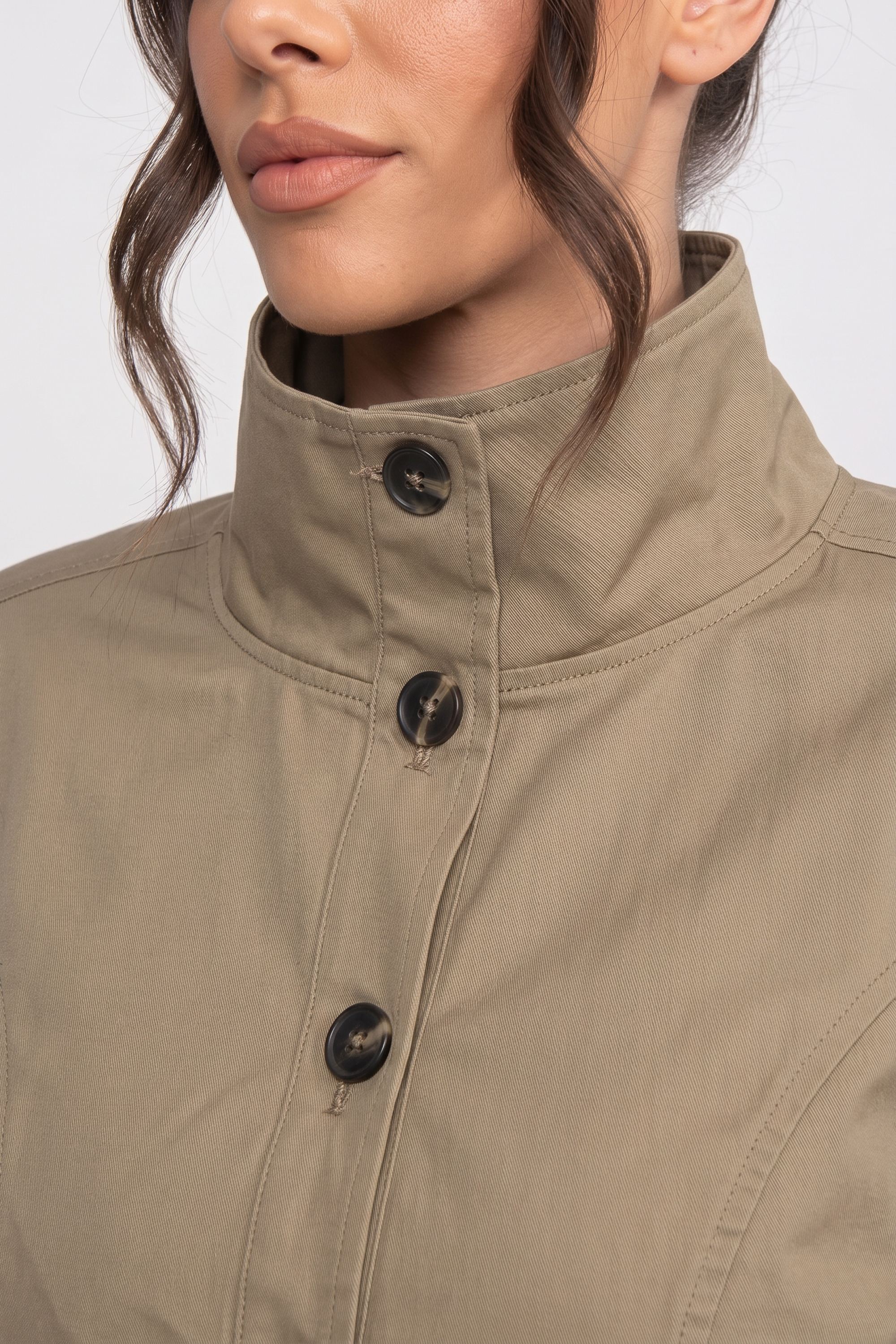 Set coordonat cu jachetă scurtă cu închidere dublă și fustă mini - Khaki