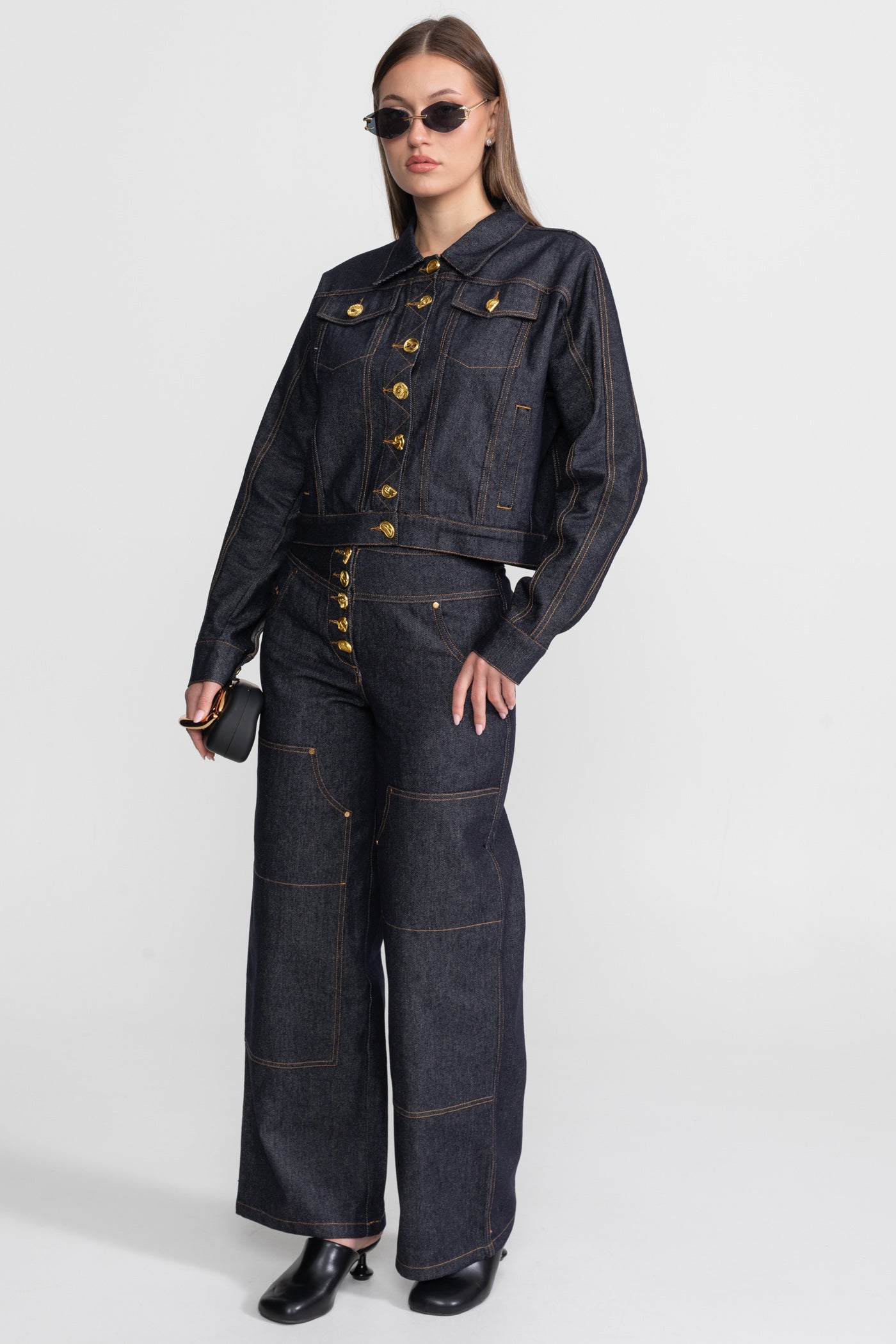 Set Co-ord din Denim cu Nasturi Aurii – Indigo