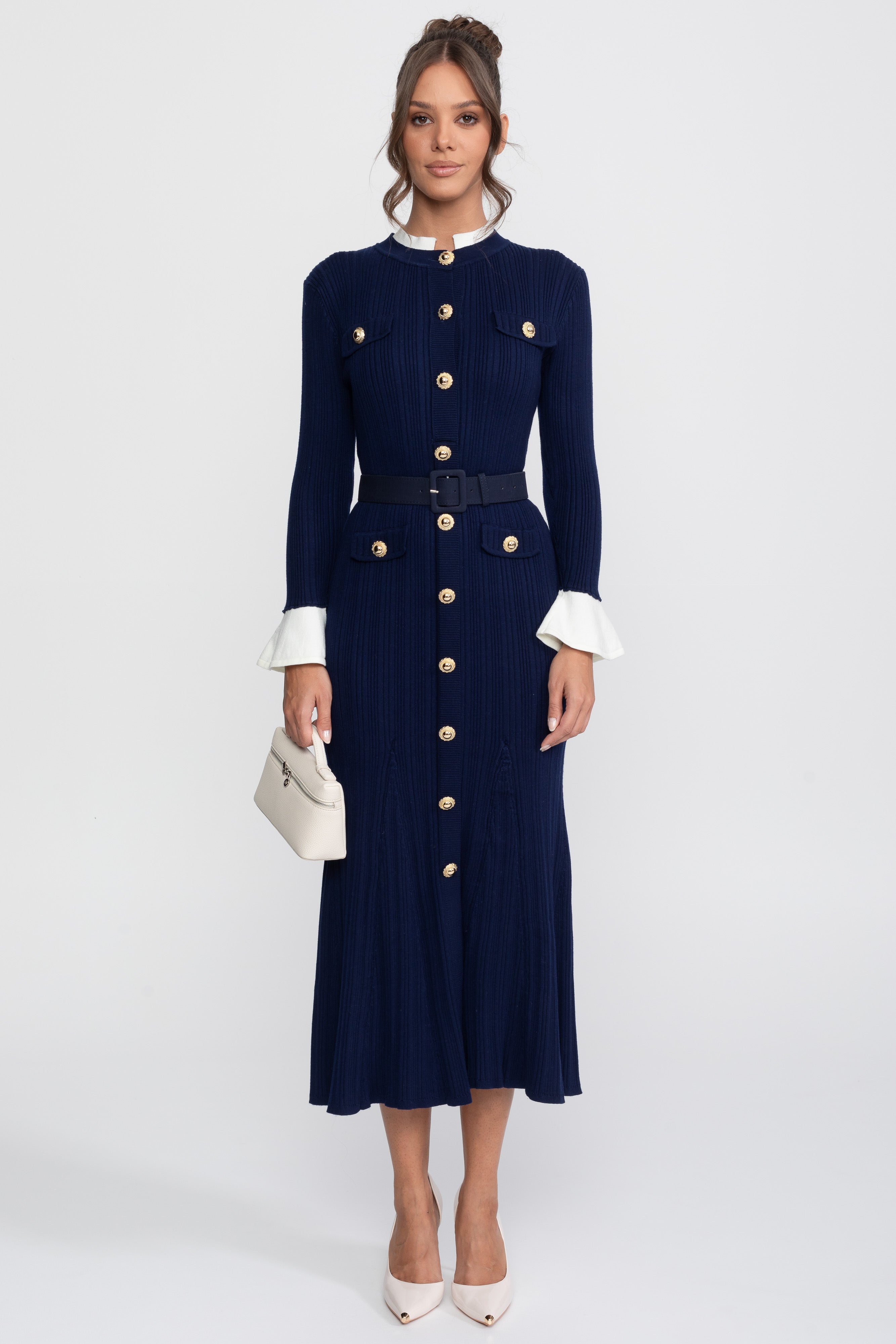Rochie midi tricotată cu nervuri, cu centură, manșete și guler albe - Navy
