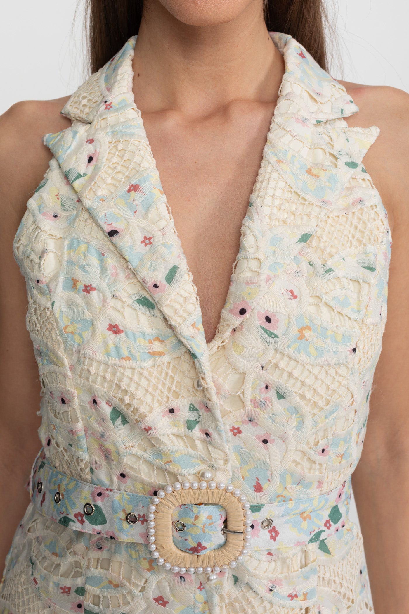 Rochie midi halter din dantelă cu talie accesorizată cu curea – Ivoire