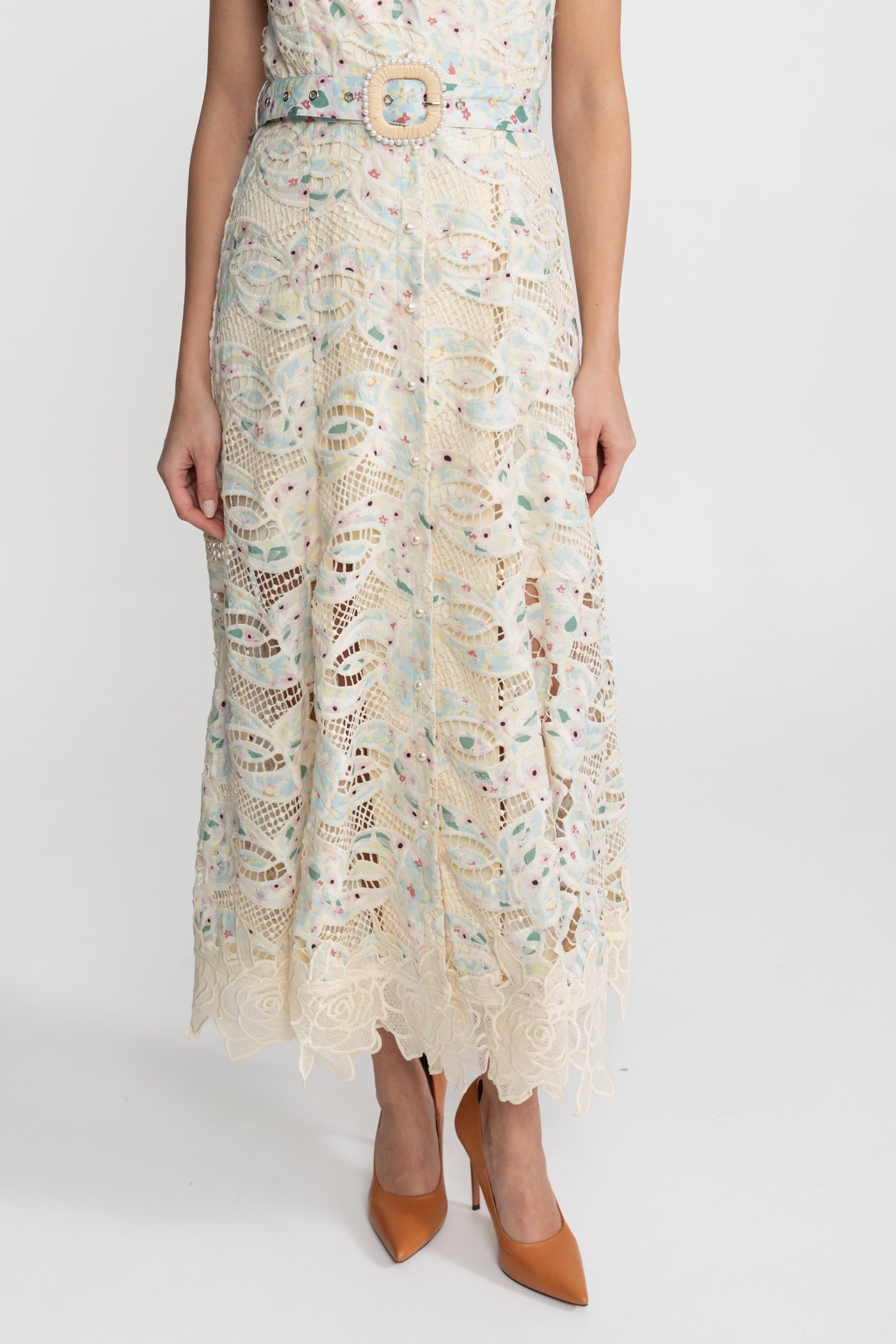 Rochie midi halter din dantelă cu talie accesorizată cu curea – Ivoire