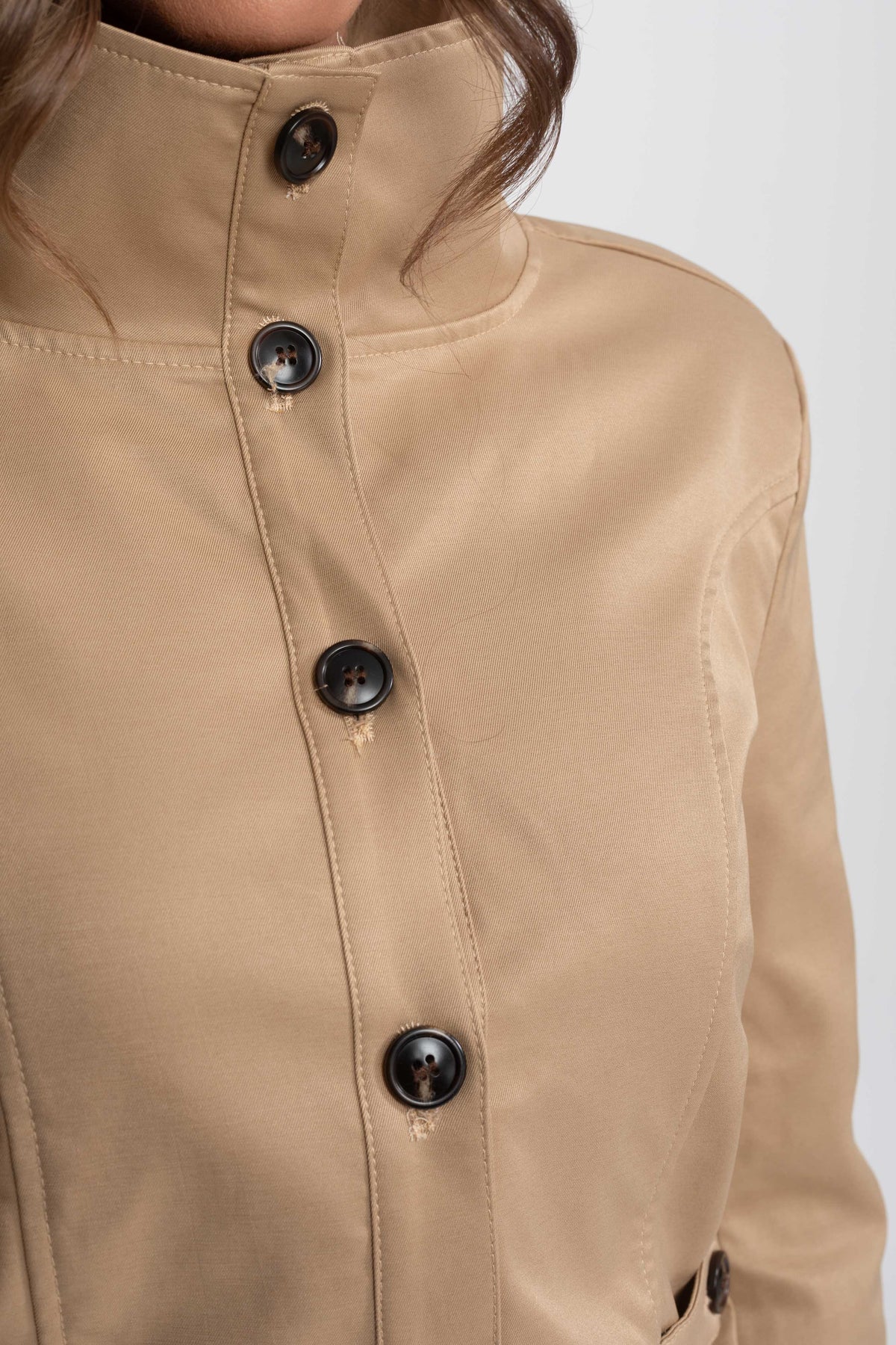 Set coordonat cu jachetă scurtă cu închidere dublă și fustă mini - Khaki