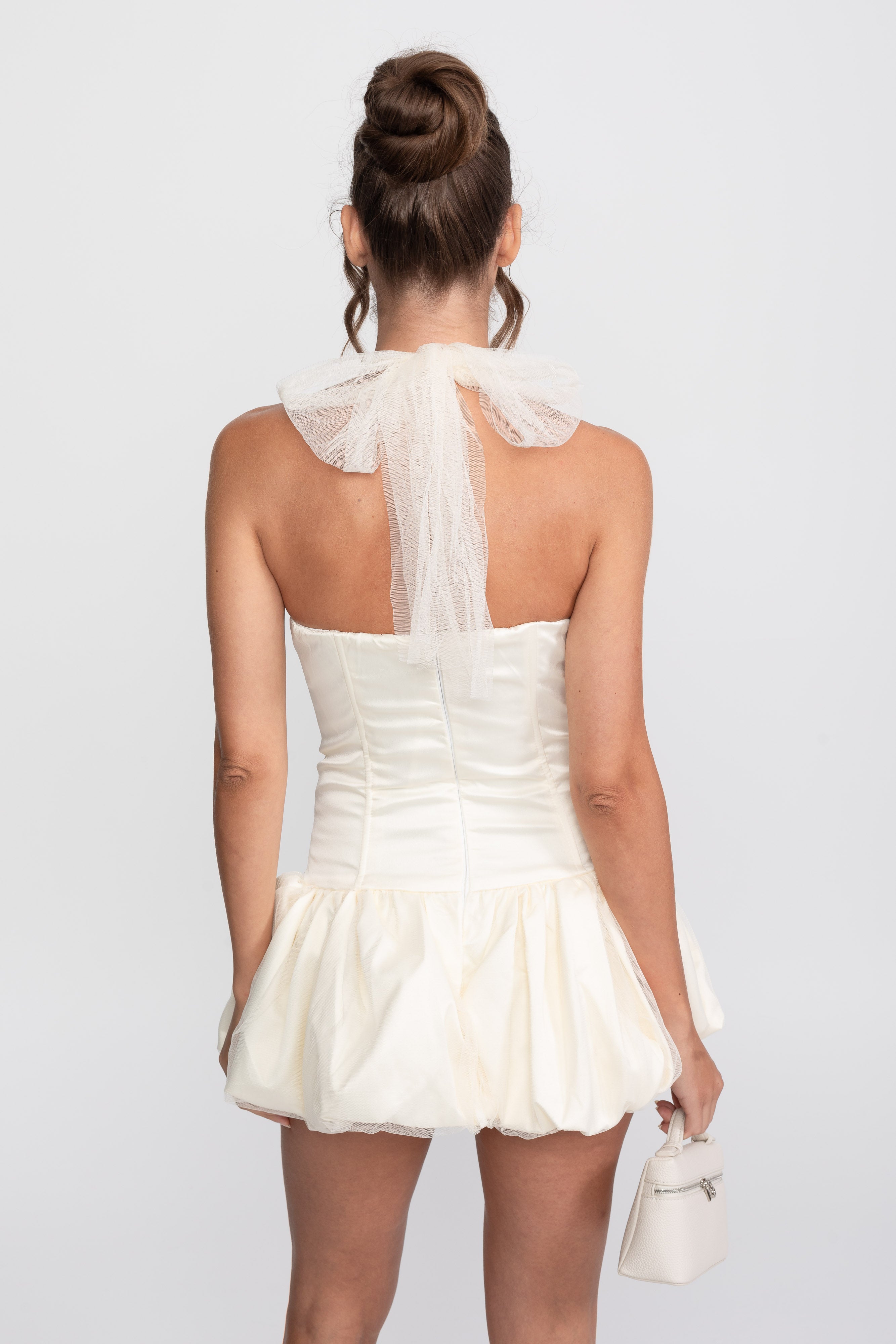 Rochie mini cu corset și tiv tip bubble, cu halter transparent cu legare la gât - Ivoire