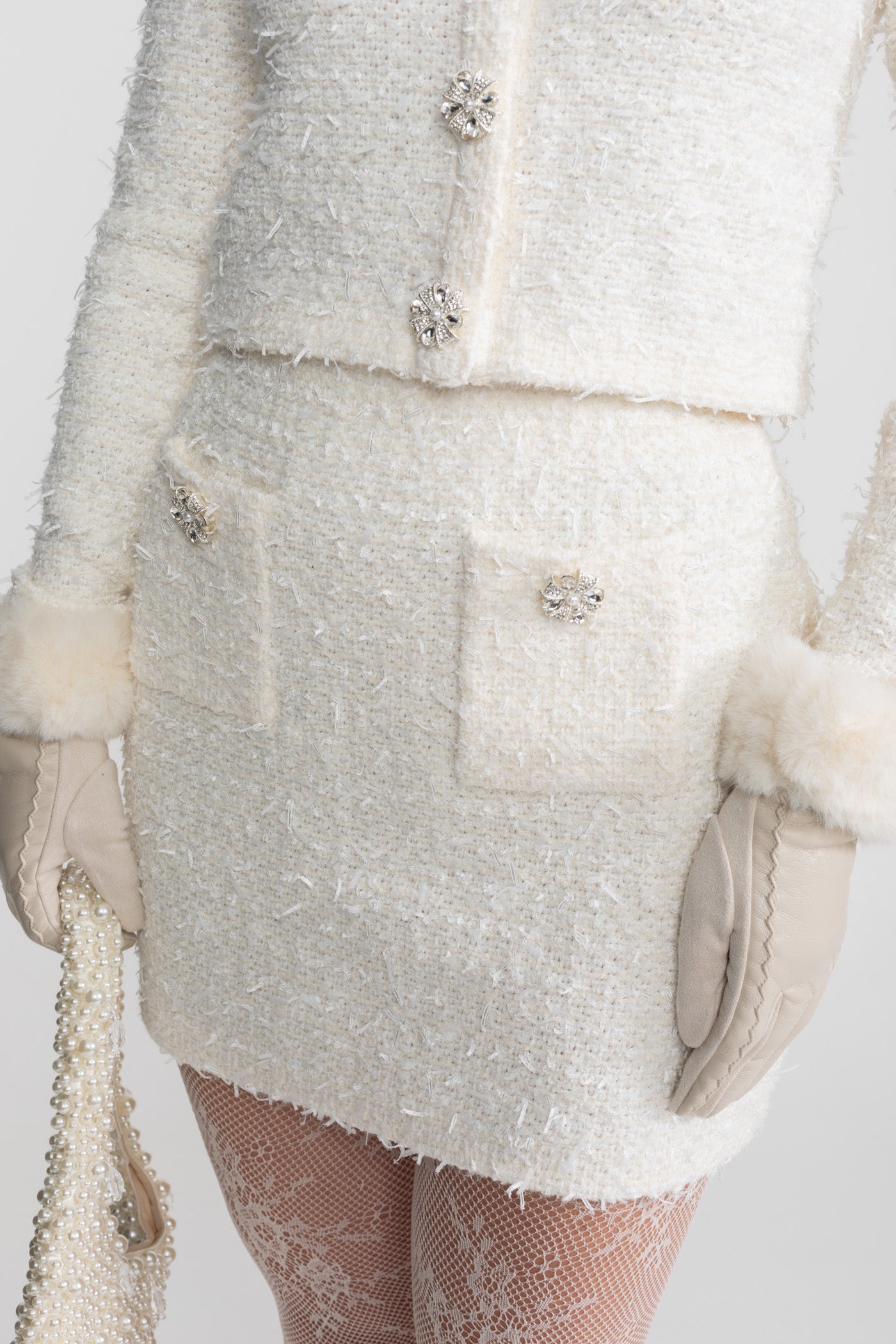 Fustă Mini Tweed cu Nasturi de Cristal - Alb