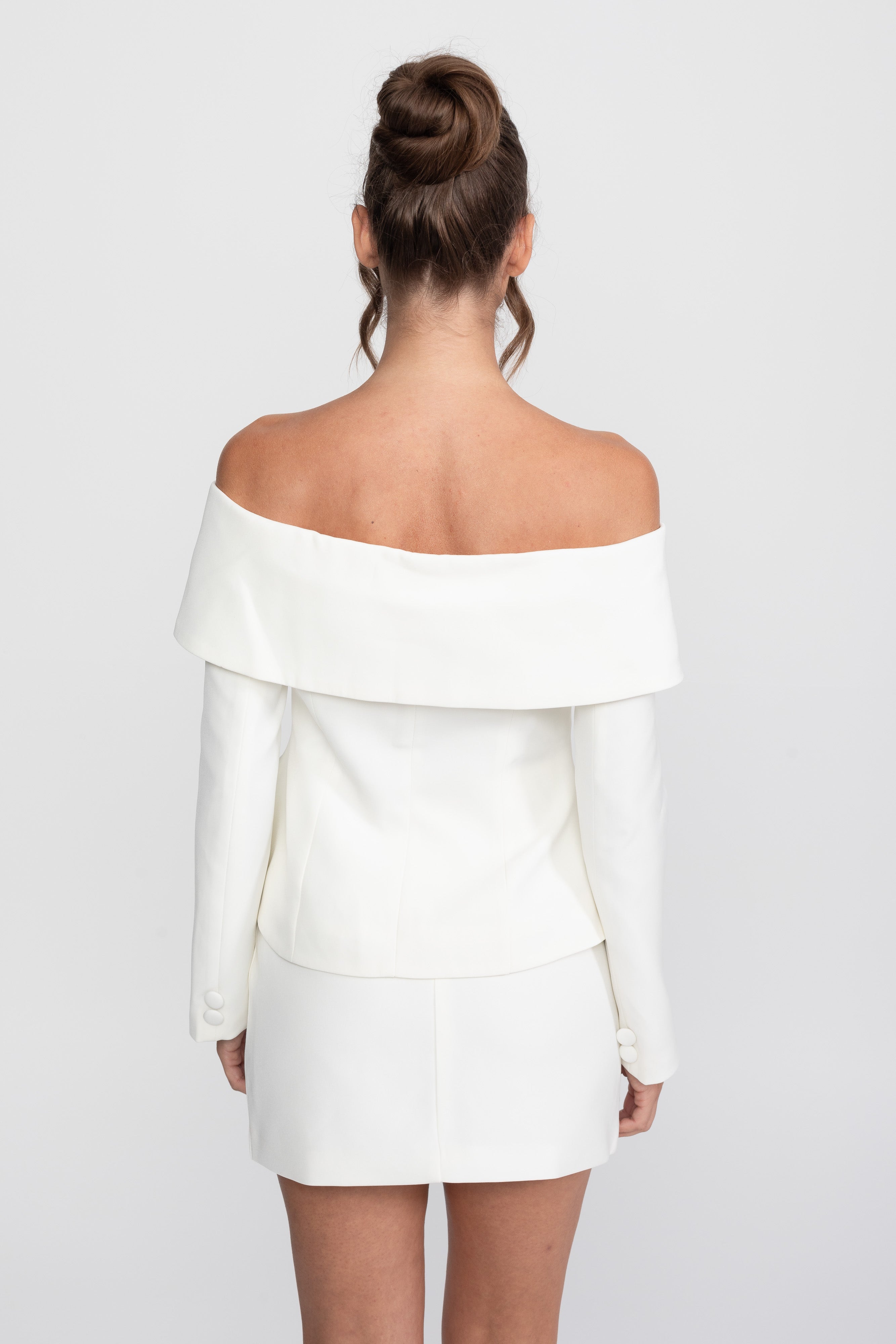Set elegant coord cu top peplum off-shoulder și fustă mini - Alb