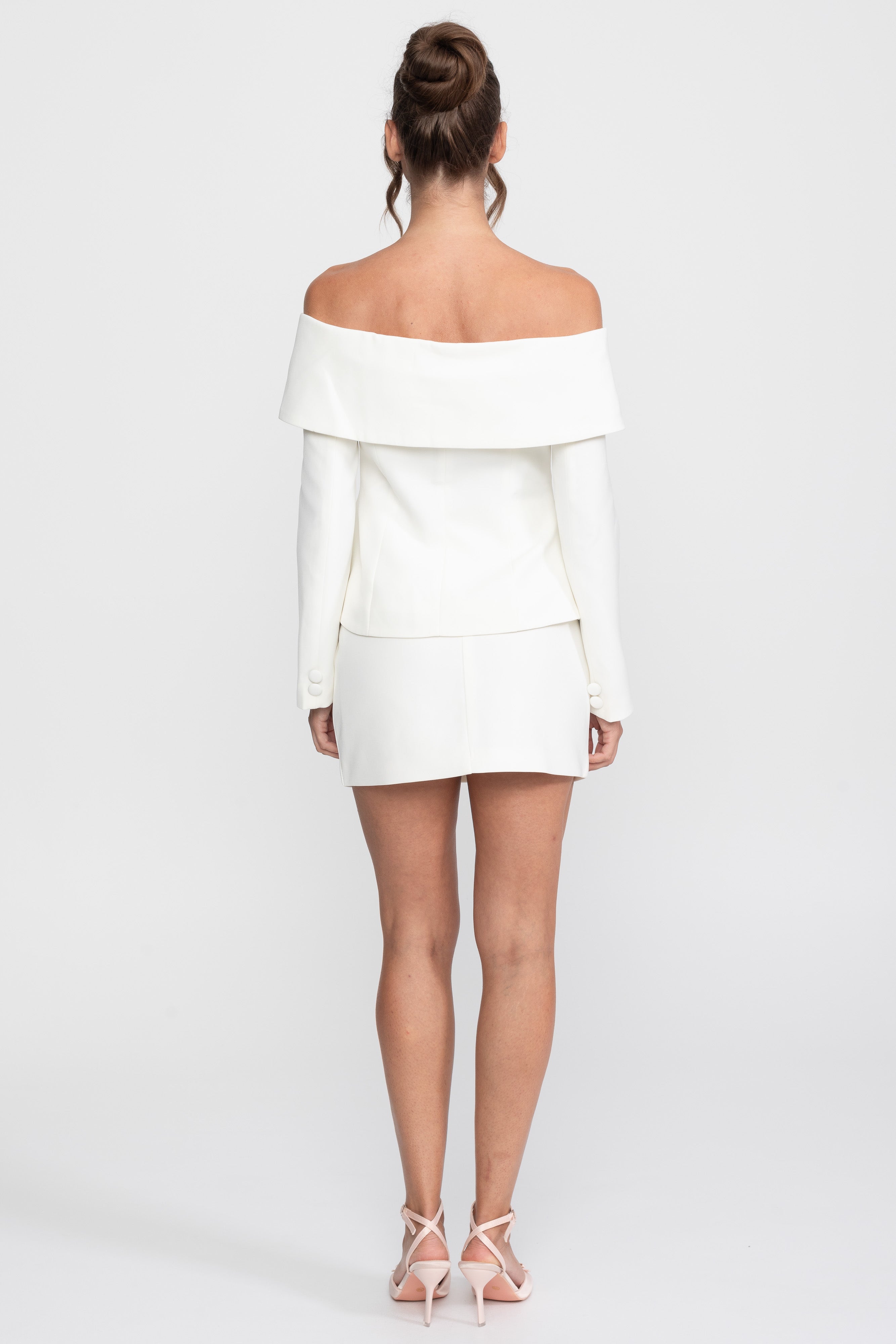 Set elegant coord cu top peplum off-shoulder și fustă mini - Alb
