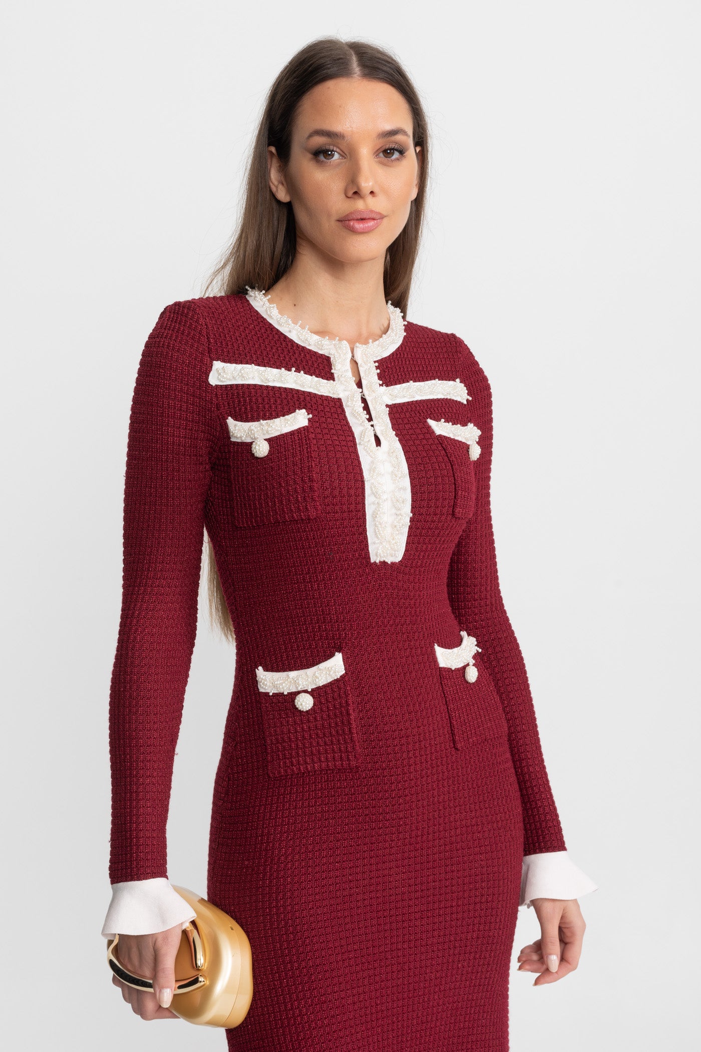 Rochie Midi Texturată cu Margine Brodată Contrastantă – Burgundy