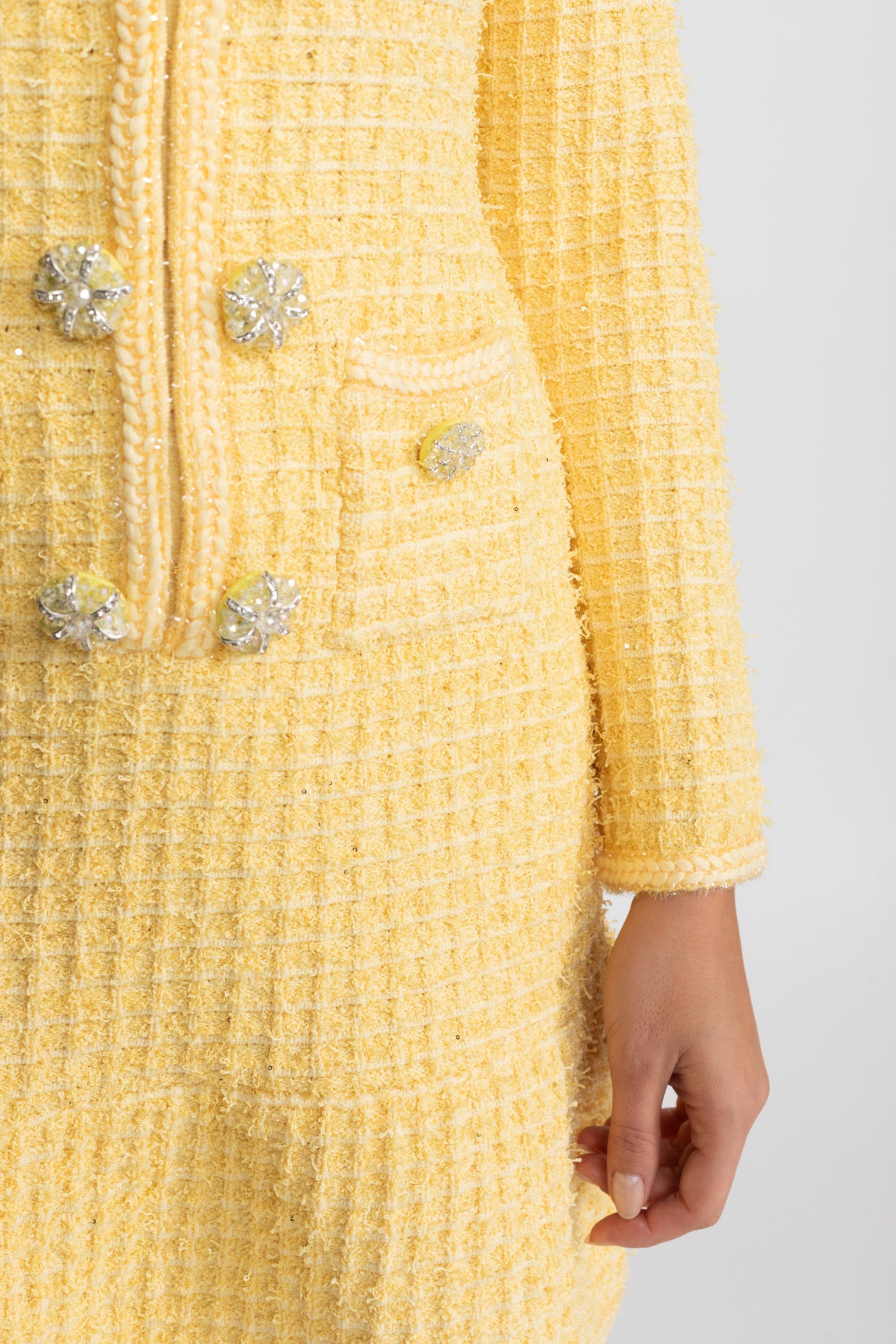 Rochie tricotată cu mâneci lungi, lungime până la genunchi – Galben
