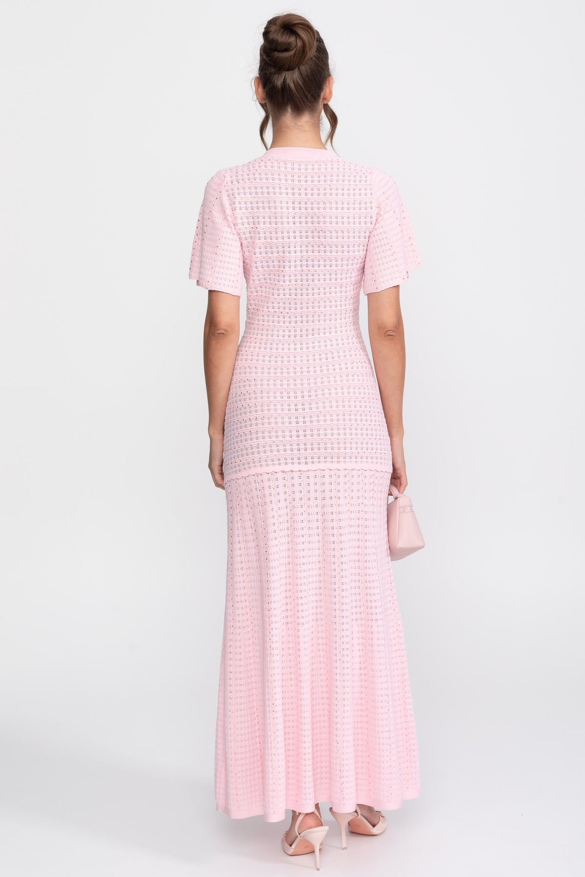 Rochie midi cu mânecă scurtă și textură tricotată cu efect strălucitor - roz