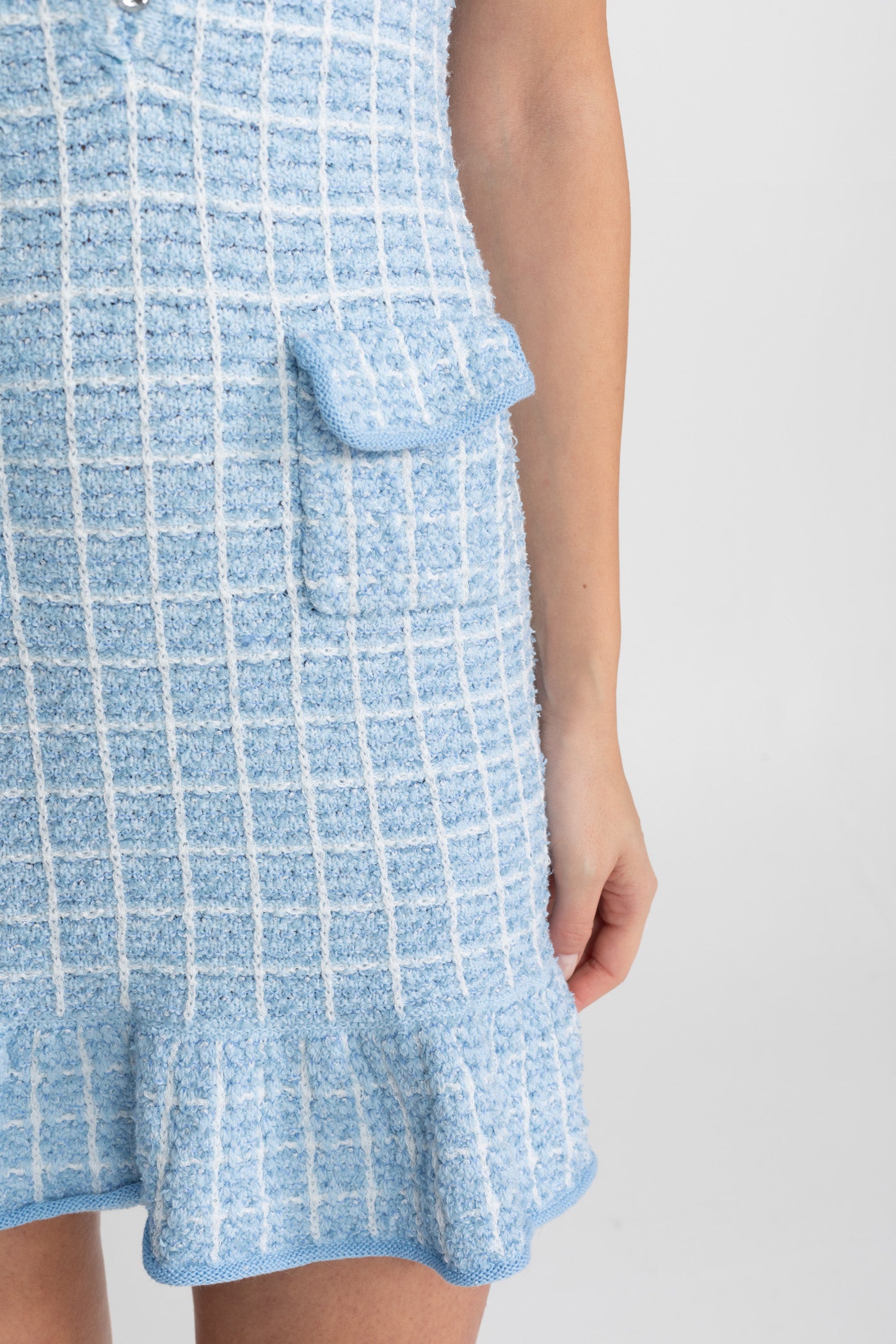 Rochie Mini din Tweed Texturat cu Detaliu de Fundă – baby blue