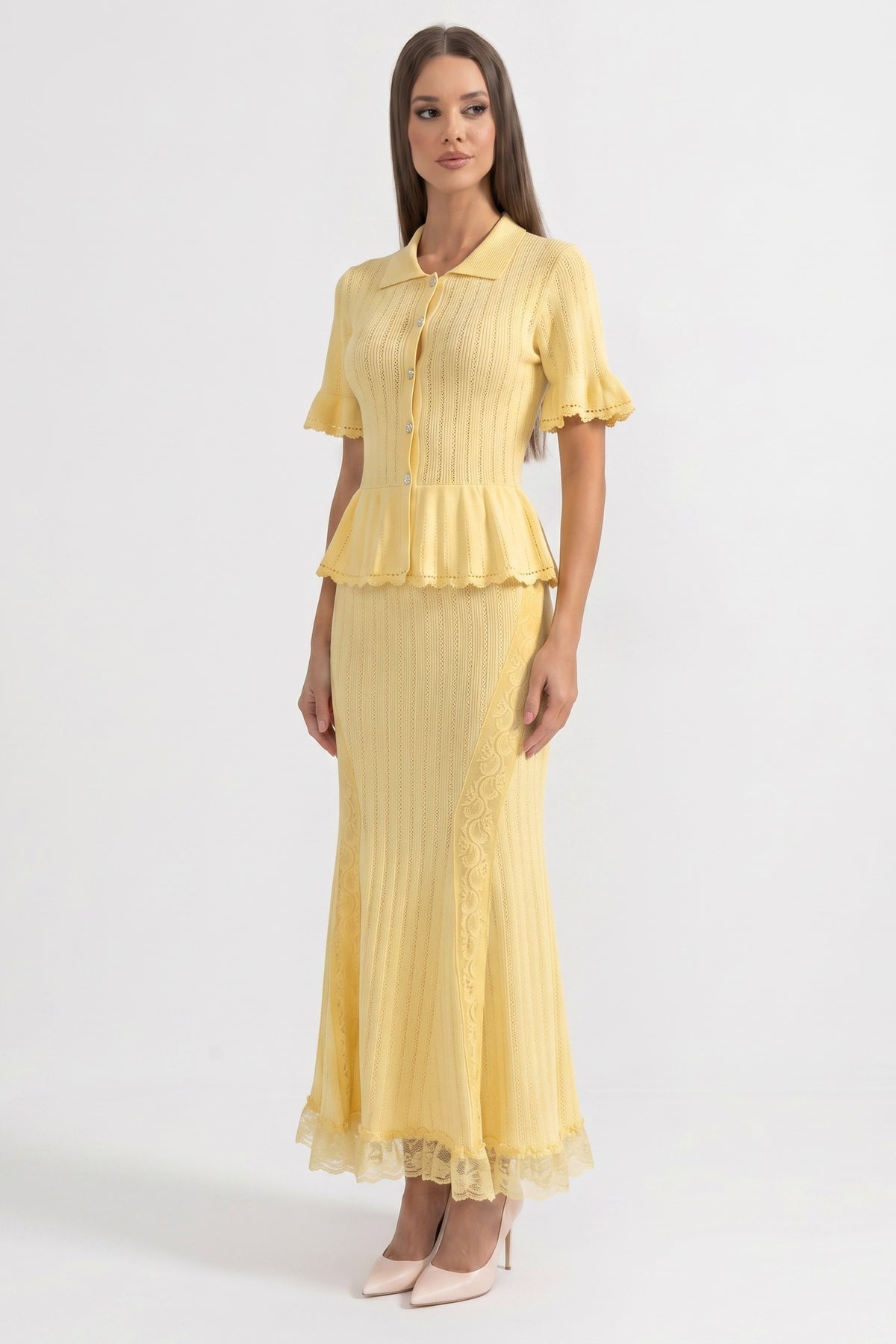Rochie maxi tricotată peplum cu guler Peter Pan și tiv din dantelă - Galben
