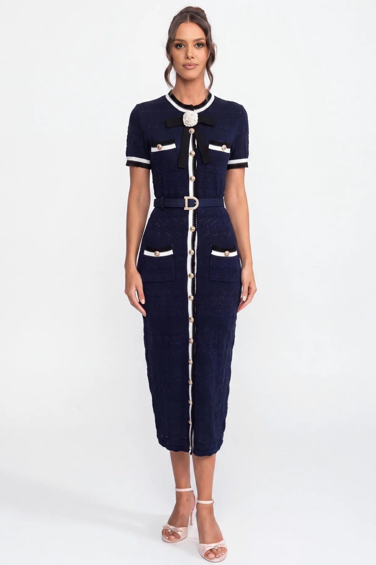Rochie midi tricotată cu paspoal alb și curea cu cataramă aurie - Navy 