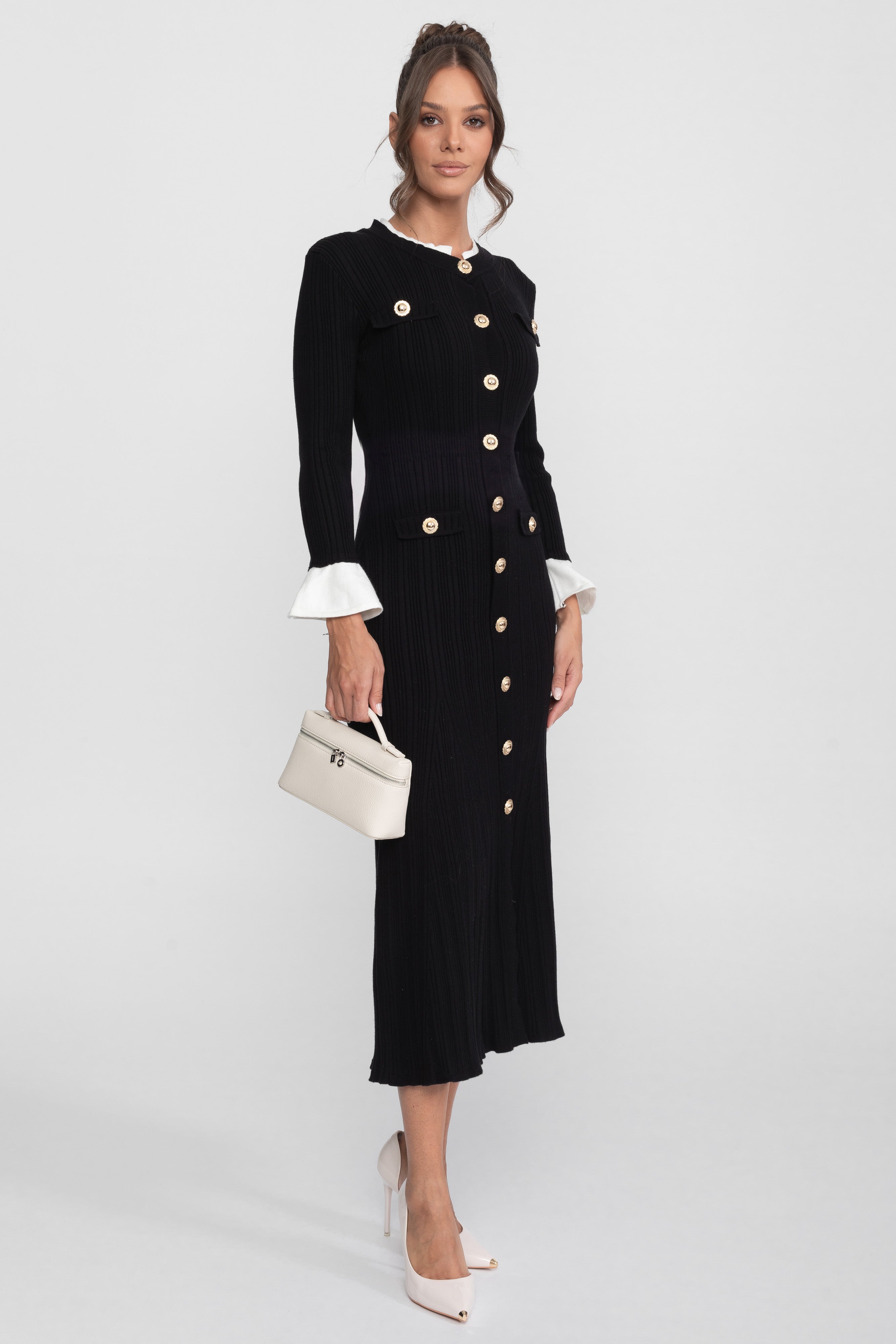 Rochie midi tricotată cu model ribbed, cu manșete și guler albe - Negru 