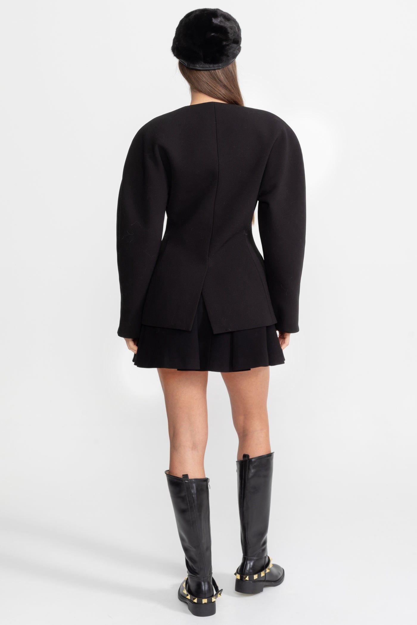 Sacou minimalist croit, cu design curat fără guler – Negru 