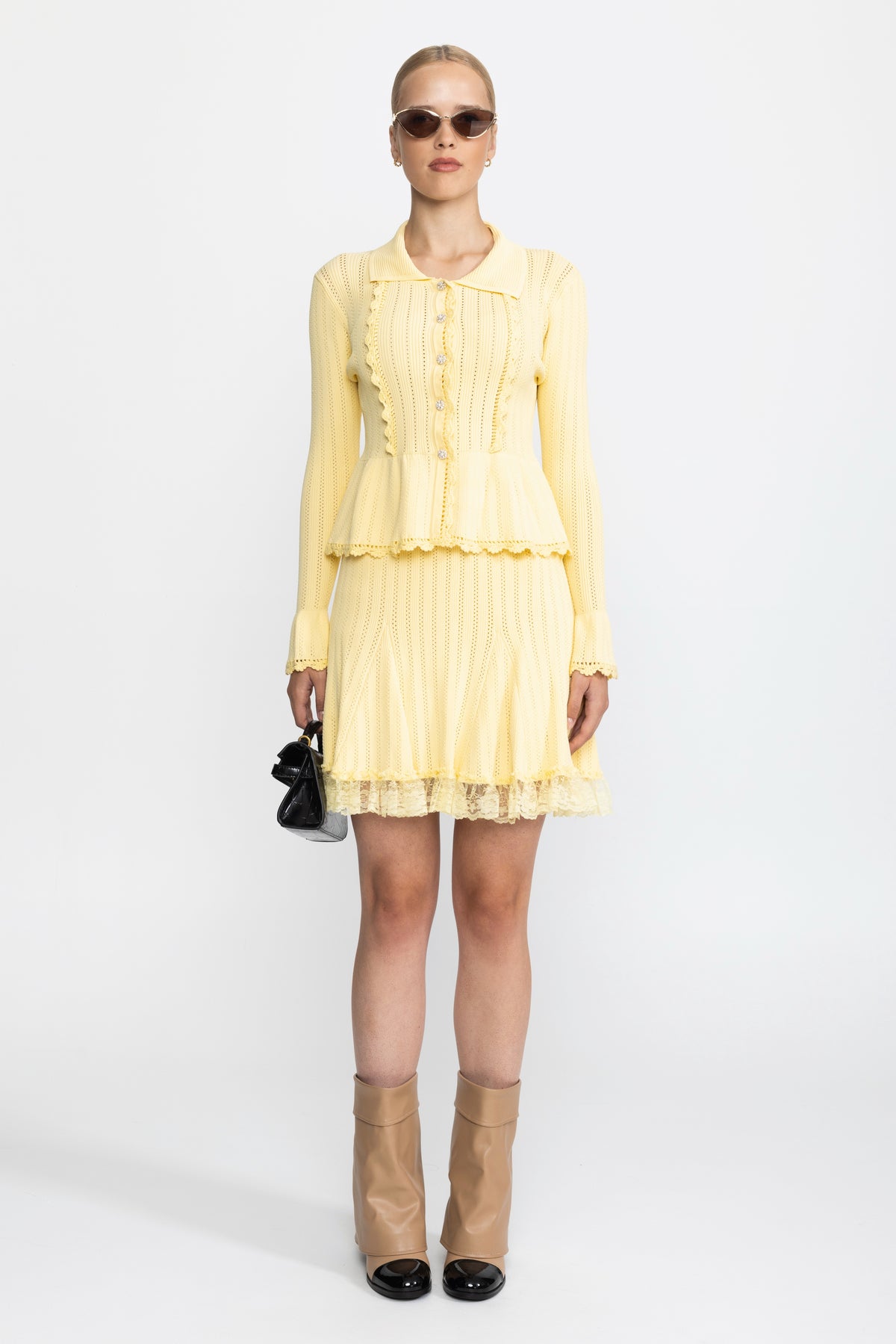 Set coordonat cu cardigan peplum din tricot pointelle și fustă cu tiv din dantelă - Galben 