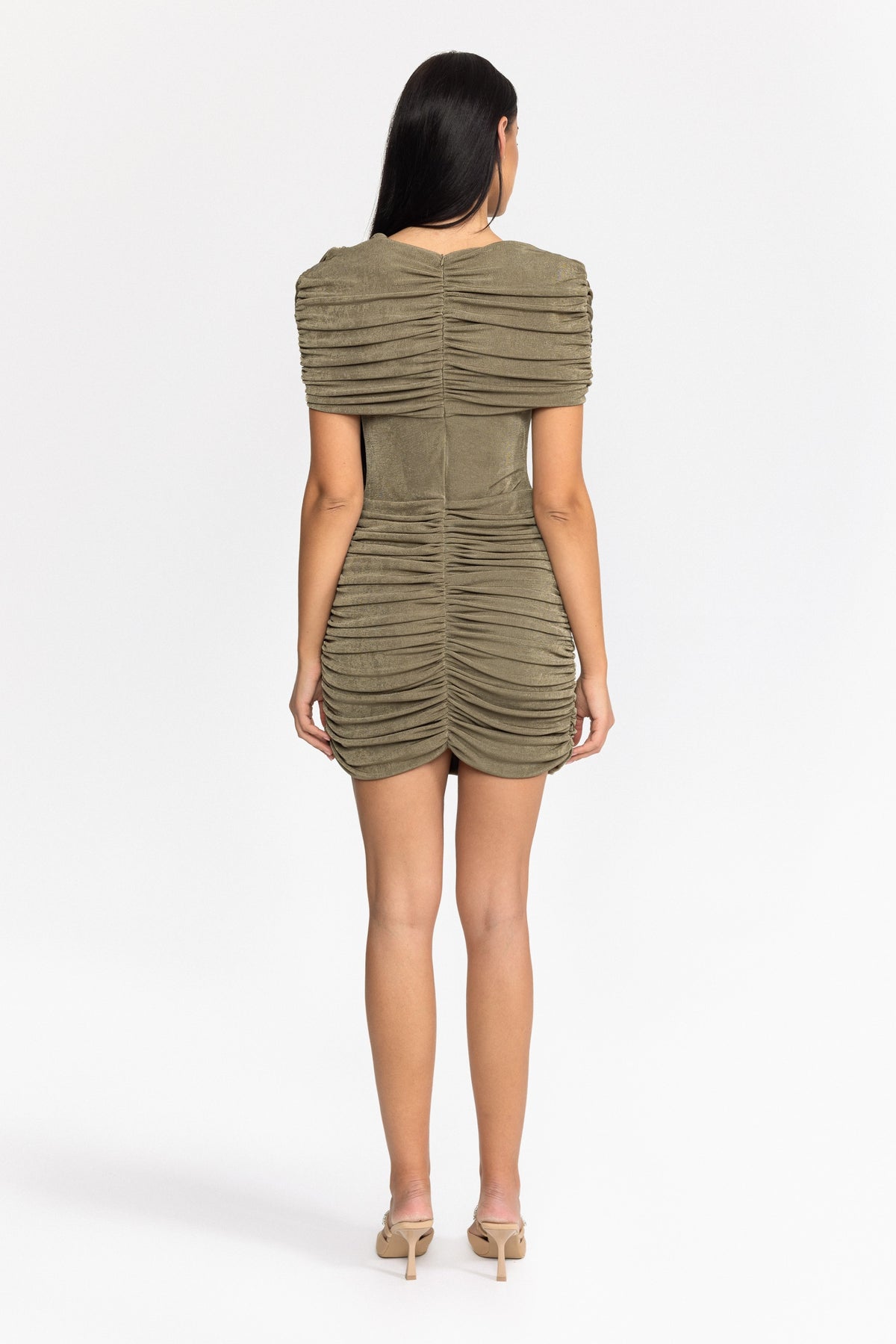 Rochie mini drapată cu pelerină și fronseuri - Olive 