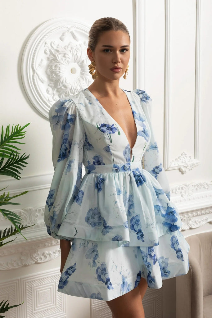 Rochie Mini Florală Romantică cu Mâneci Voluminoase și Detaliu Peplum - Alb/Albastru 